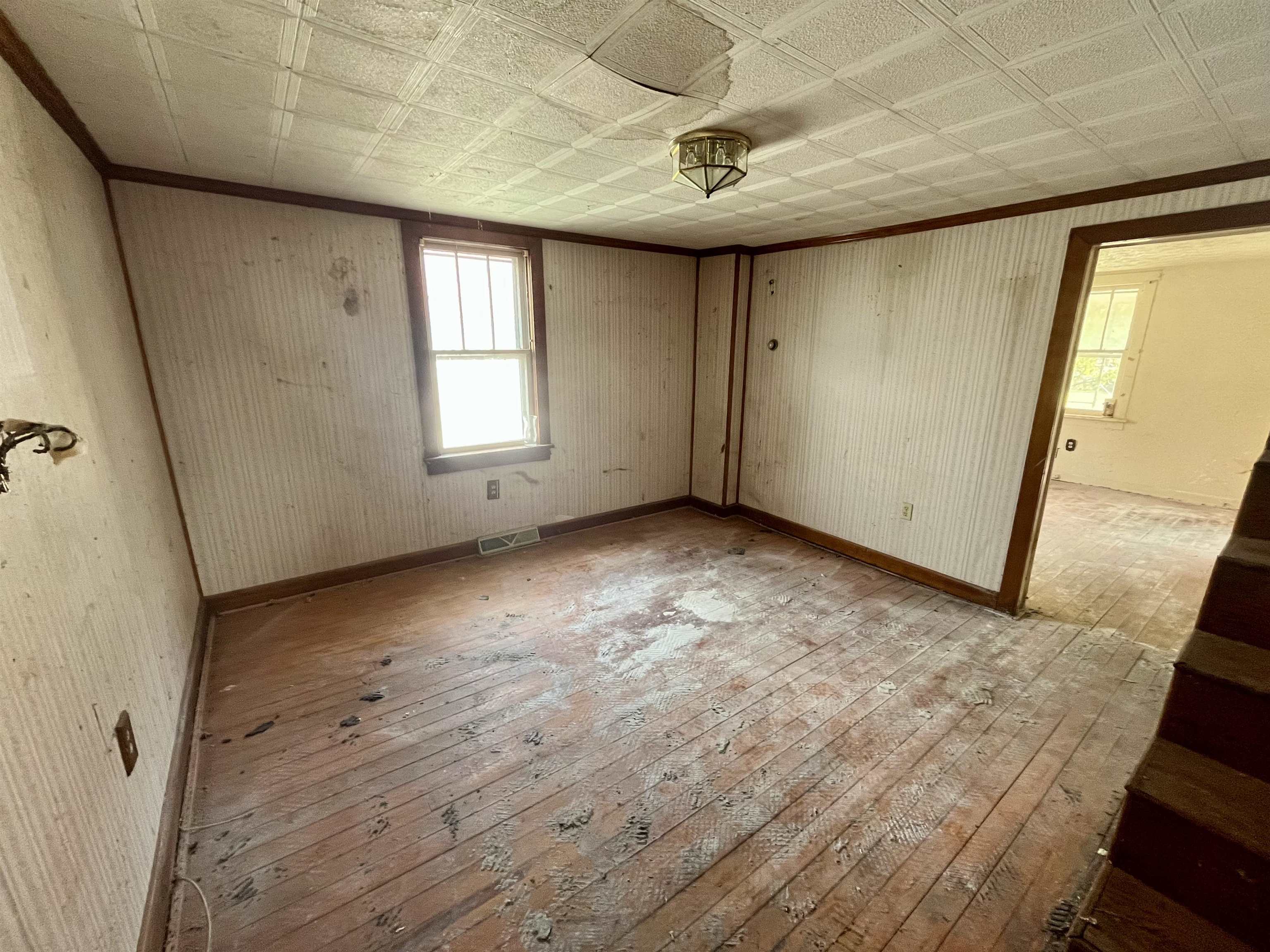 314 W SPRING AVE, ELKTON, Virginia 22827, 3 Bedrooms Bedrooms, ,1 BathroomBathrooms,Residential,314 W SPRING AVE,671796 MLS # 671796 314 W SPRING AVE, ELKTON, Virginia 22827, 3 Bedrooms Bedrooms, ,1 BathroomBathrooms,Residential,314 W SPRING AVE,671796 MLS # 671796