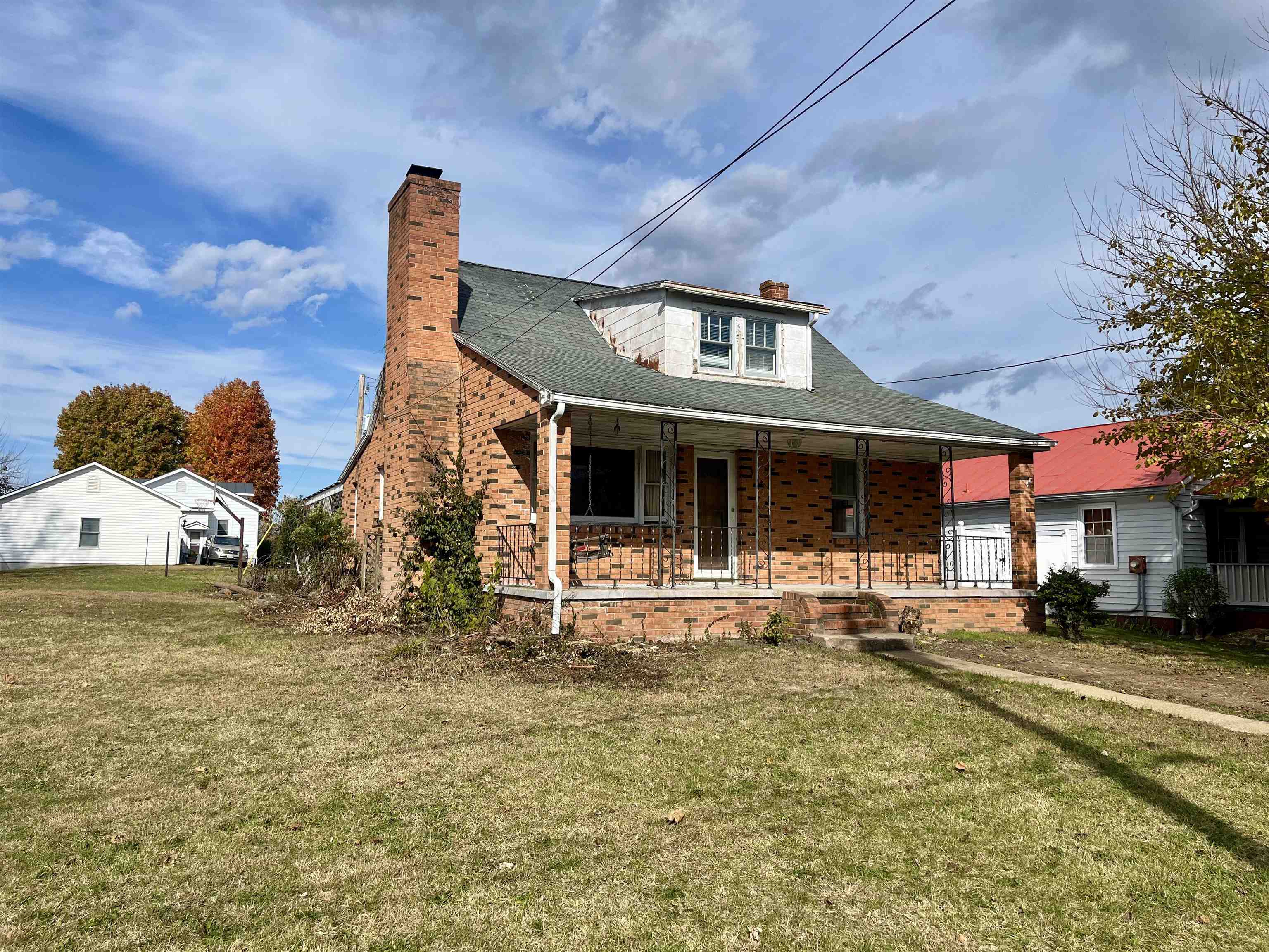 314 W SPRING AVE, ELKTON, Virginia 22827, 3 Bedrooms Bedrooms, ,1 BathroomBathrooms,Residential,314 W SPRING AVE,671796 MLS # 671796 314 W SPRING AVE, ELKTON, Virginia 22827, 3 Bedrooms Bedrooms, ,1 BathroomBathrooms,Residential,314 W SPRING AVE,671796 MLS # 671796