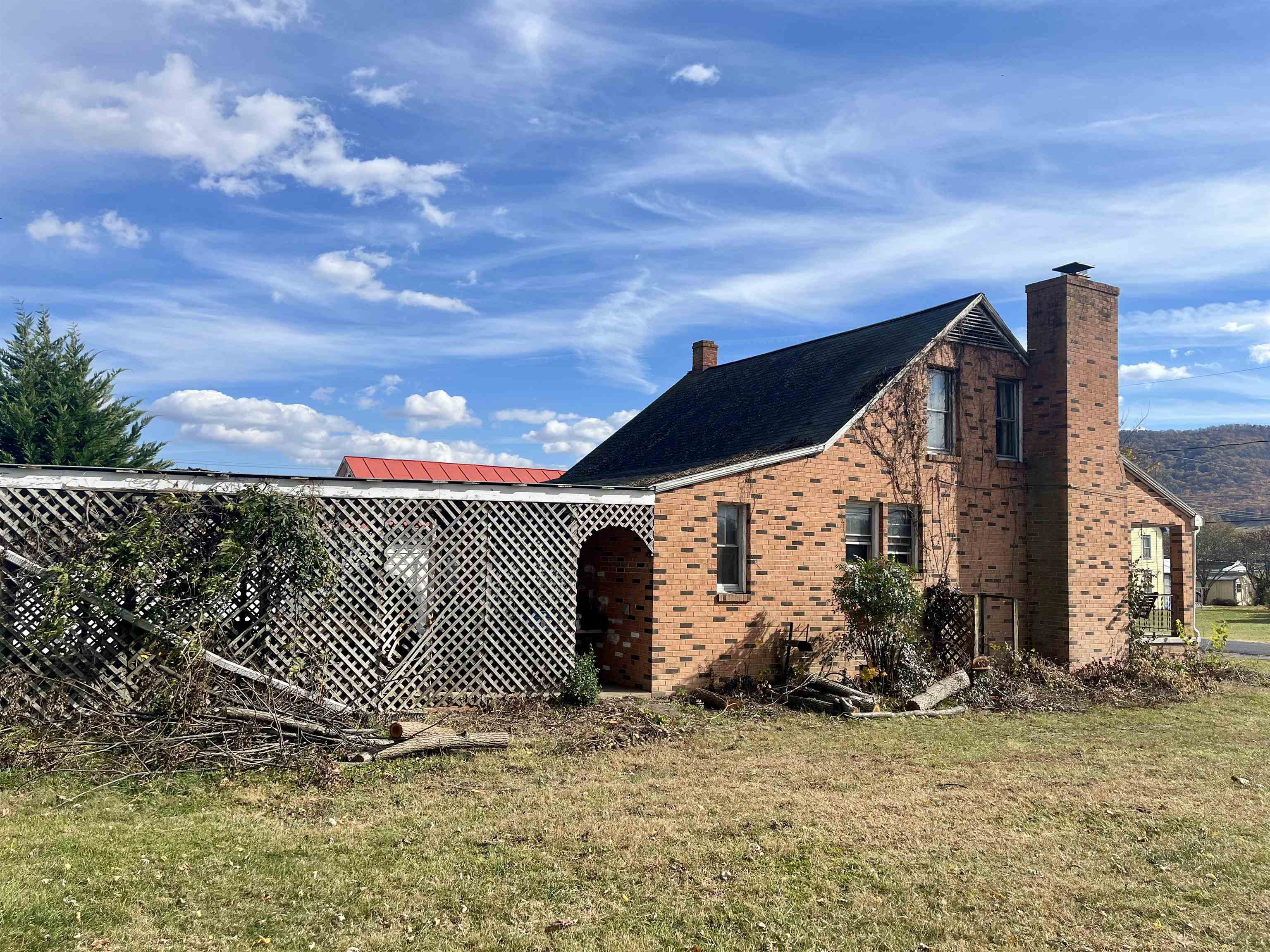 314 W SPRING AVE, ELKTON, Virginia 22827, 3 Bedrooms Bedrooms, ,1 BathroomBathrooms,Residential,314 W SPRING AVE,671796 MLS # 671796 314 W SPRING AVE, ELKTON, Virginia 22827, 3 Bedrooms Bedrooms, ,1 BathroomBathrooms,Residential,314 W SPRING AVE,671796 MLS # 671796