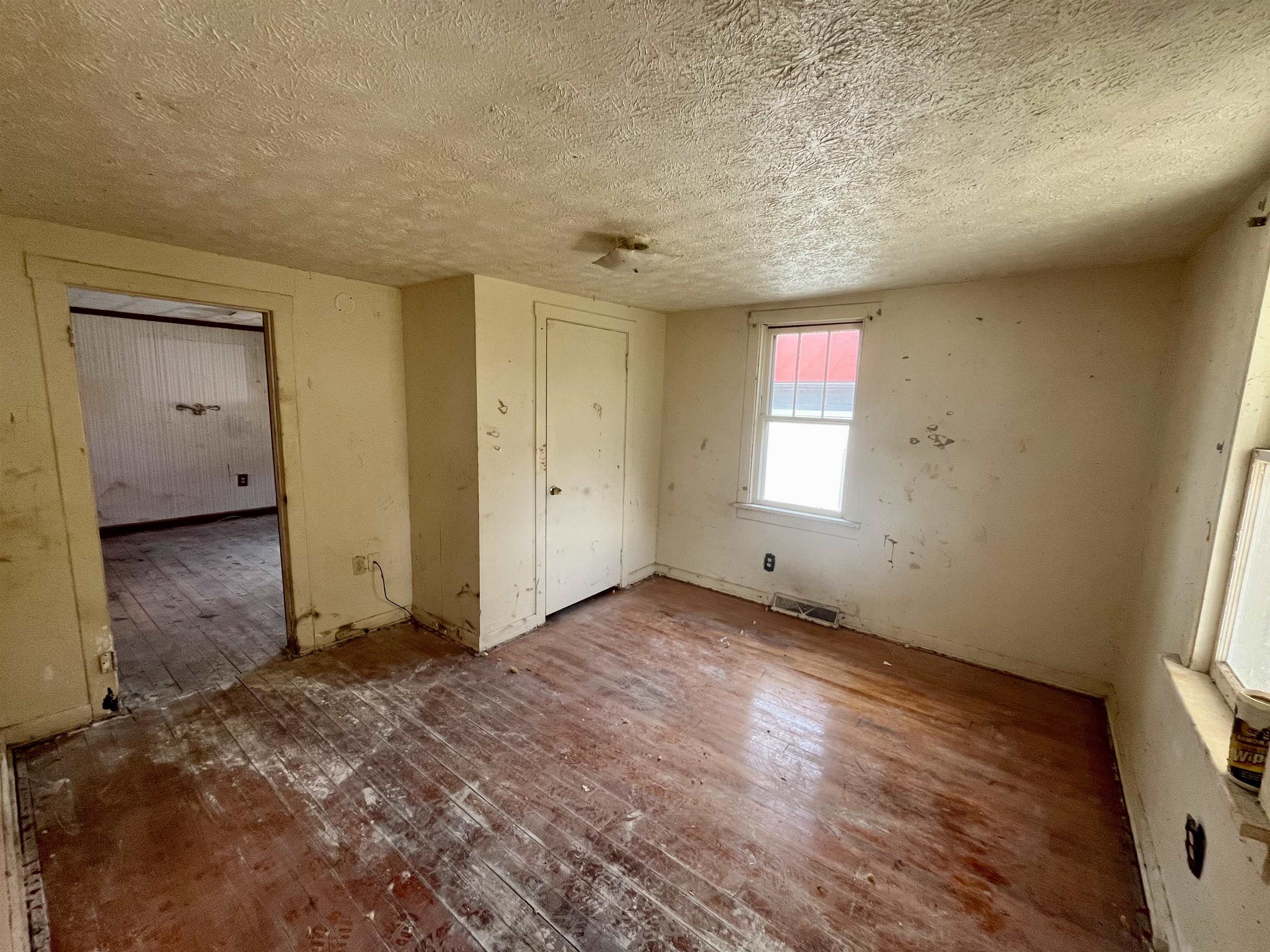 314 W SPRING AVE, ELKTON, Virginia 22827, 3 Bedrooms Bedrooms, ,1 BathroomBathrooms,Residential,314 W SPRING AVE,671796 MLS # 671796 314 W SPRING AVE, ELKTON, Virginia 22827, 3 Bedrooms Bedrooms, ,1 BathroomBathrooms,Residential,314 W SPRING AVE,671796 MLS # 671796