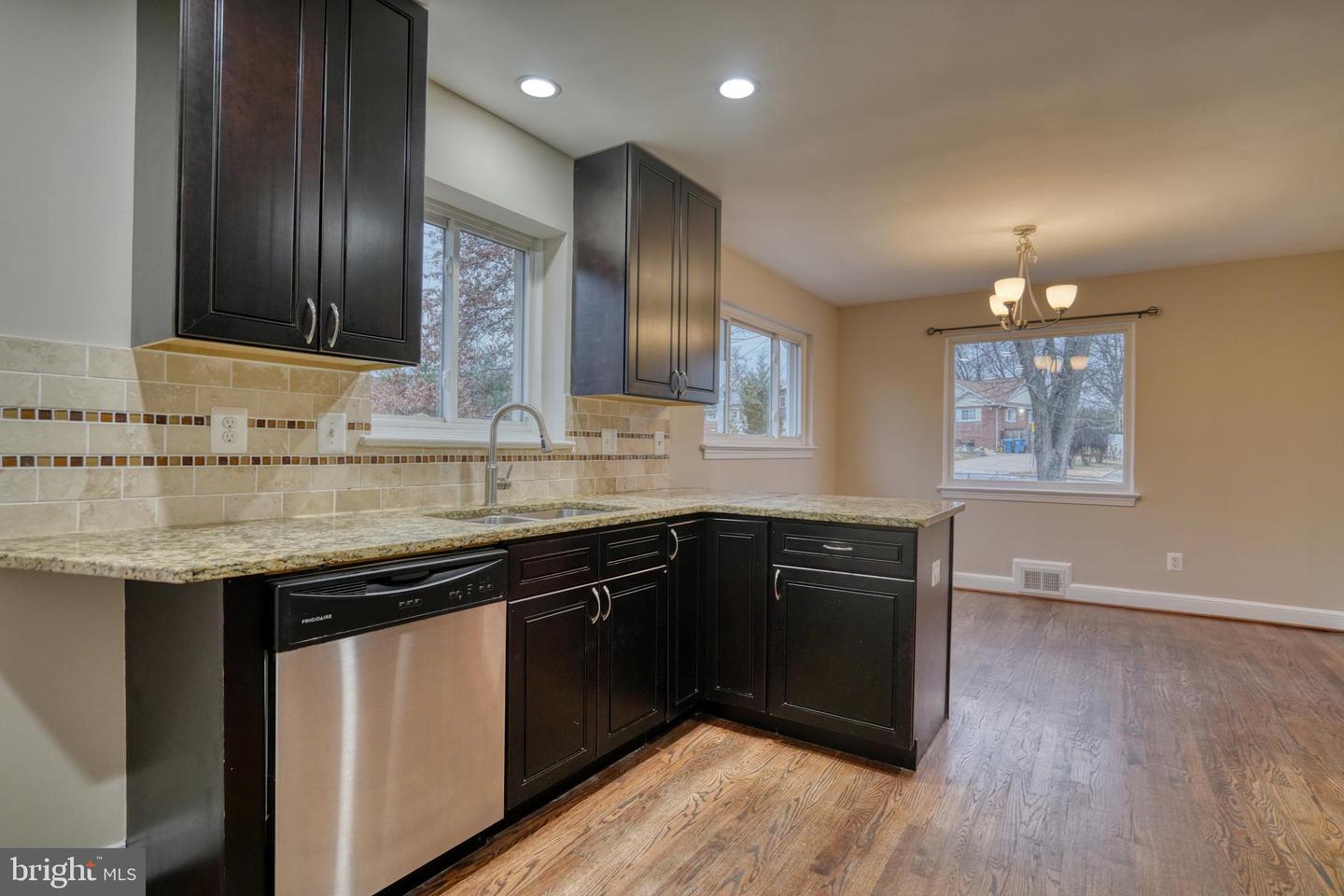 6000 GRAYSON ST, SPRINGFIELD, Virginia 22150, 4 Bedrooms Bedrooms, ,2 BathroomsBathrooms,Residential,For sale,6000 GRAYSON ST,VAFX2277768 MLS # VAFX2277768 6000 GRAYSON ST, SPRINGFIELD, Virginia 22150, 4 Bedrooms Bedrooms, ,2 BathroomsBathrooms,Residential,For sale,6000 GRAYSON ST,VAFX2277768 MLS # VAFX2277768