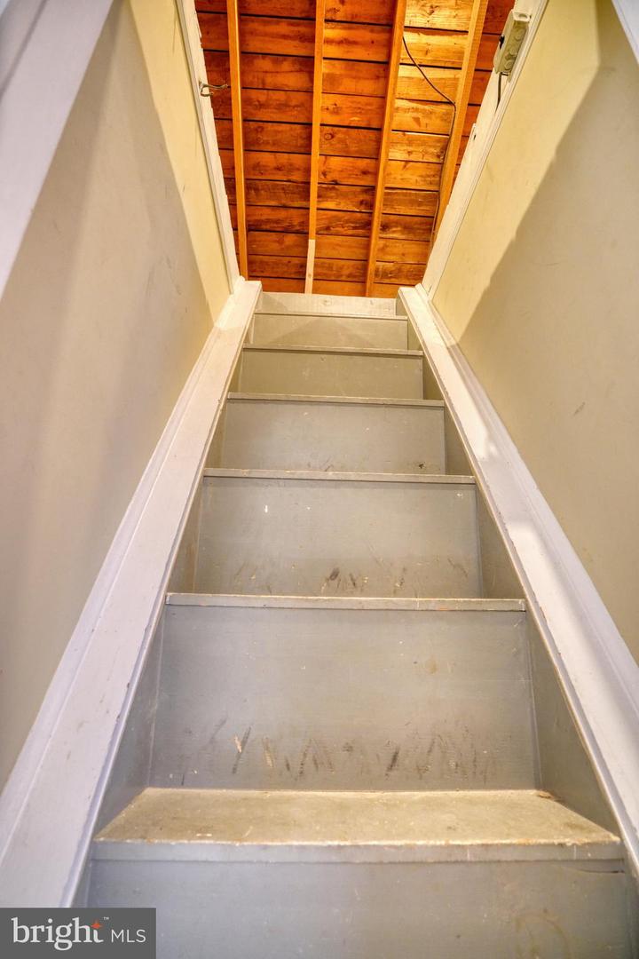 6000 GRAYSON ST, SPRINGFIELD, Virginia 22150, 4 Bedrooms Bedrooms, ,2 BathroomsBathrooms,Residential,For sale,6000 GRAYSON ST,VAFX2277768 MLS # VAFX2277768 6000 GRAYSON ST, SPRINGFIELD, Virginia 22150, 4 Bedrooms Bedrooms, ,2 BathroomsBathrooms,Residential,For sale,6000 GRAYSON ST,VAFX2277768 MLS # VAFX2277768