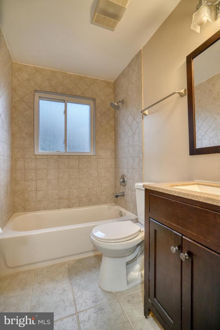 6000 GRAYSON ST, SPRINGFIELD, Virginia 22150, 4 Bedrooms Bedrooms, ,2 BathroomsBathrooms,Residential,For sale,6000 GRAYSON ST,VAFX2277768 MLS # VAFX2277768 6000 GRAYSON ST, SPRINGFIELD, Virginia 22150, 4 Bedrooms Bedrooms, ,2 BathroomsBathrooms,Residential,For sale,6000 GRAYSON ST,VAFX2277768 MLS # VAFX2277768