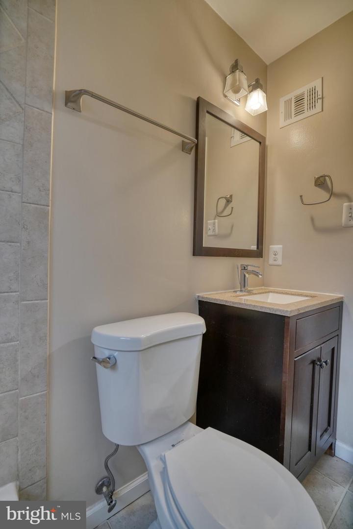 6000 GRAYSON ST, SPRINGFIELD, Virginia 22150, 4 Bedrooms Bedrooms, ,2 BathroomsBathrooms,Residential,For sale,6000 GRAYSON ST,VAFX2277768 MLS # VAFX2277768 6000 GRAYSON ST, SPRINGFIELD, Virginia 22150, 4 Bedrooms Bedrooms, ,2 BathroomsBathrooms,Residential,For sale,6000 GRAYSON ST,VAFX2277768 MLS # VAFX2277768