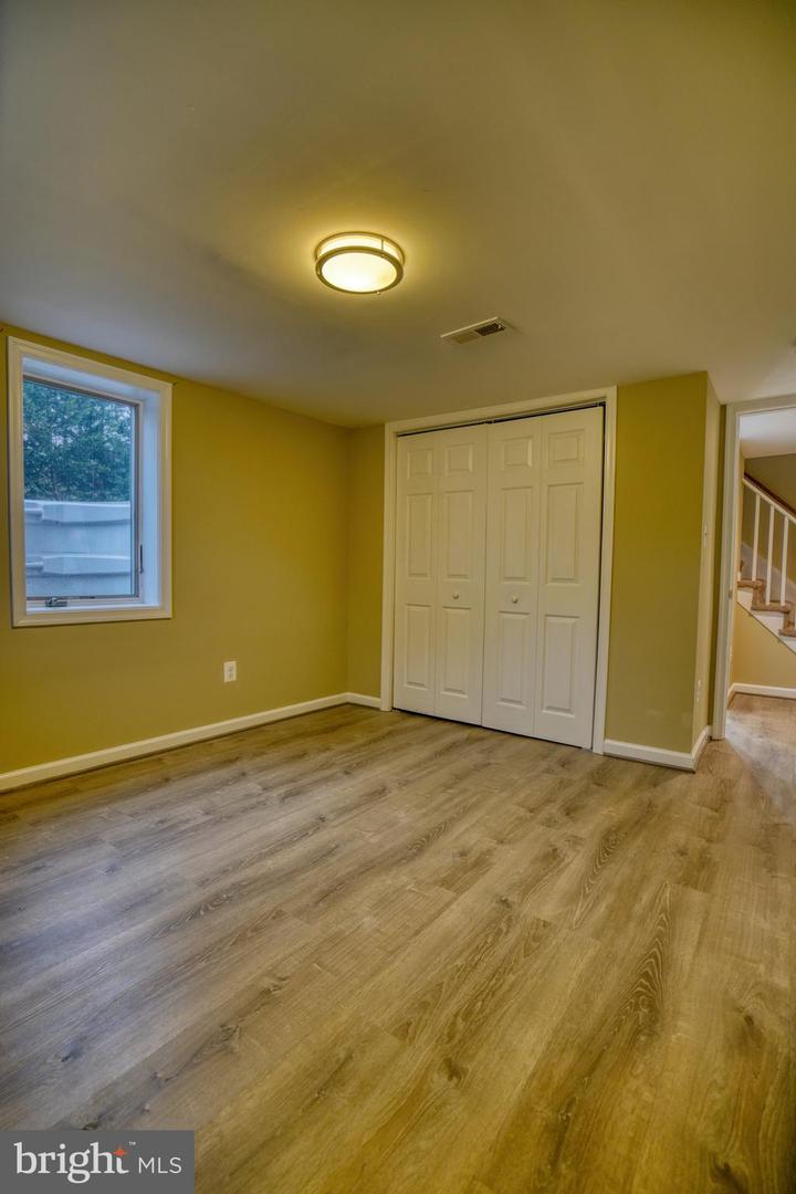 6000 GRAYSON ST, SPRINGFIELD, Virginia 22150, 4 Bedrooms Bedrooms, ,2 BathroomsBathrooms,Residential,For sale,6000 GRAYSON ST,VAFX2277768 MLS # VAFX2277768 6000 GRAYSON ST, SPRINGFIELD, Virginia 22150, 4 Bedrooms Bedrooms, ,2 BathroomsBathrooms,Residential,For sale,6000 GRAYSON ST,VAFX2277768 MLS # VAFX2277768