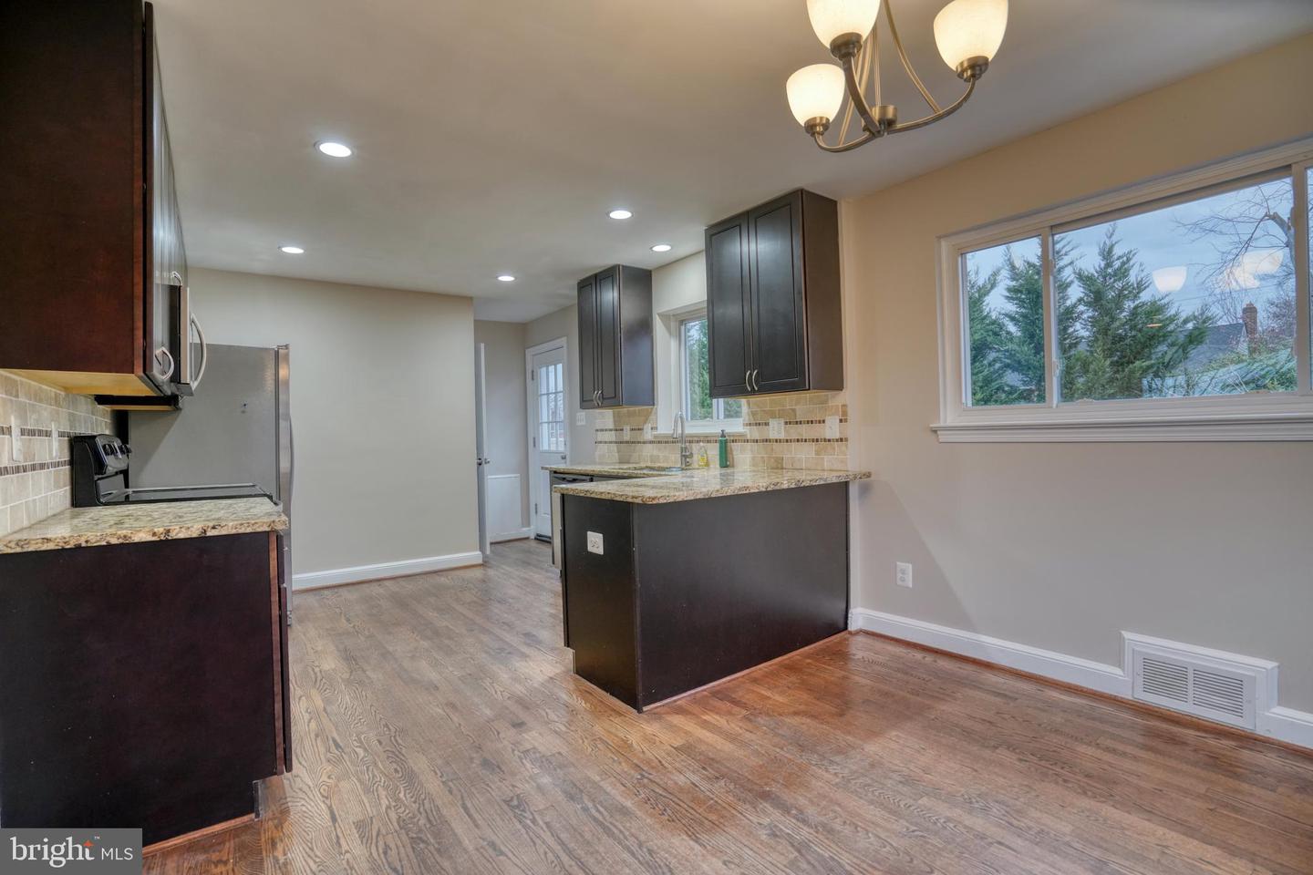 6000 GRAYSON ST, SPRINGFIELD, Virginia 22150, 4 Bedrooms Bedrooms, ,2 BathroomsBathrooms,Residential,For sale,6000 GRAYSON ST,VAFX2277768 MLS # VAFX2277768 6000 GRAYSON ST, SPRINGFIELD, Virginia 22150, 4 Bedrooms Bedrooms, ,2 BathroomsBathrooms,Residential,For sale,6000 GRAYSON ST,VAFX2277768 MLS # VAFX2277768