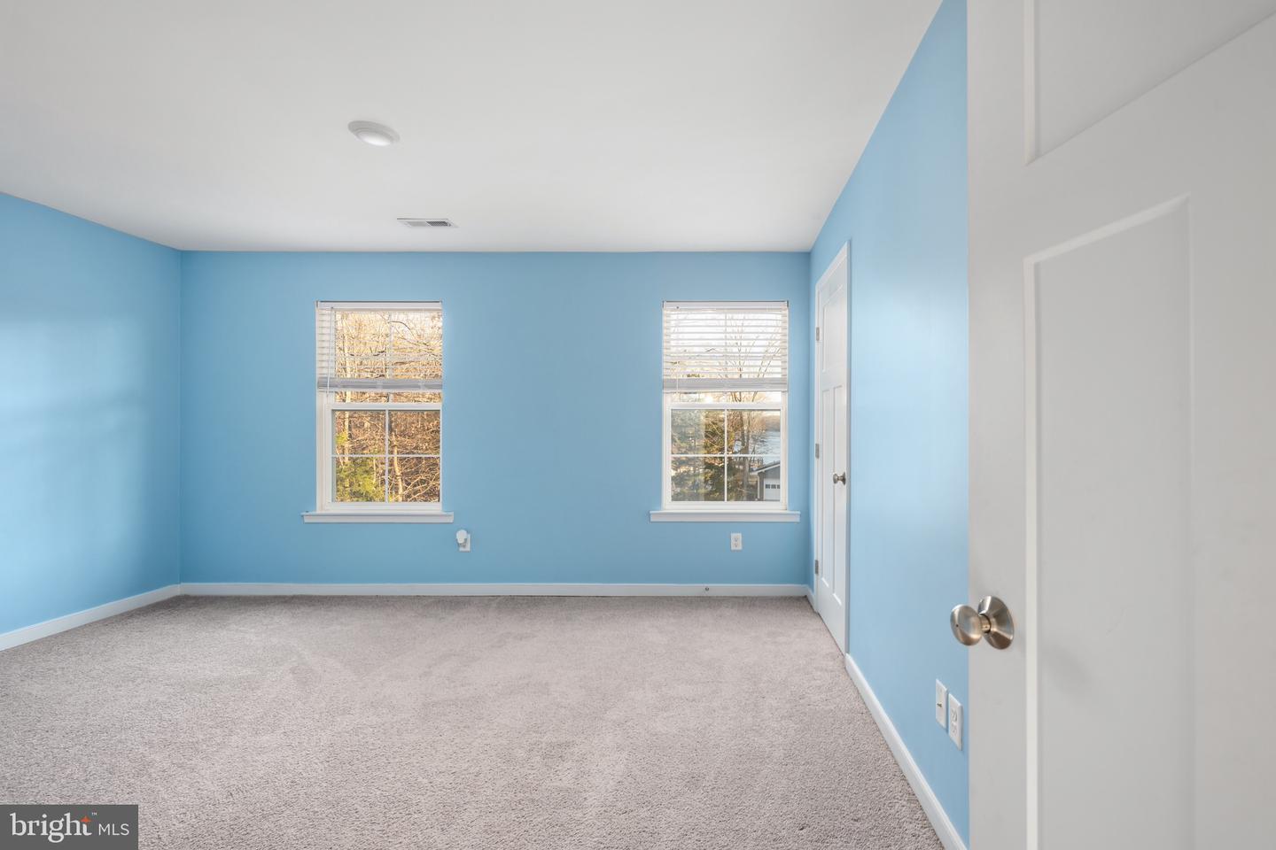 1002 LAKEVIEW PKWY, LOCUST GROVE, Virginia 22508, 5 Bedrooms Bedrooms, ,2 BathroomsBathrooms,Residential,For sale,1002 LAKEVIEW PKWY,VAOR2012746 MLS # VAOR2012746