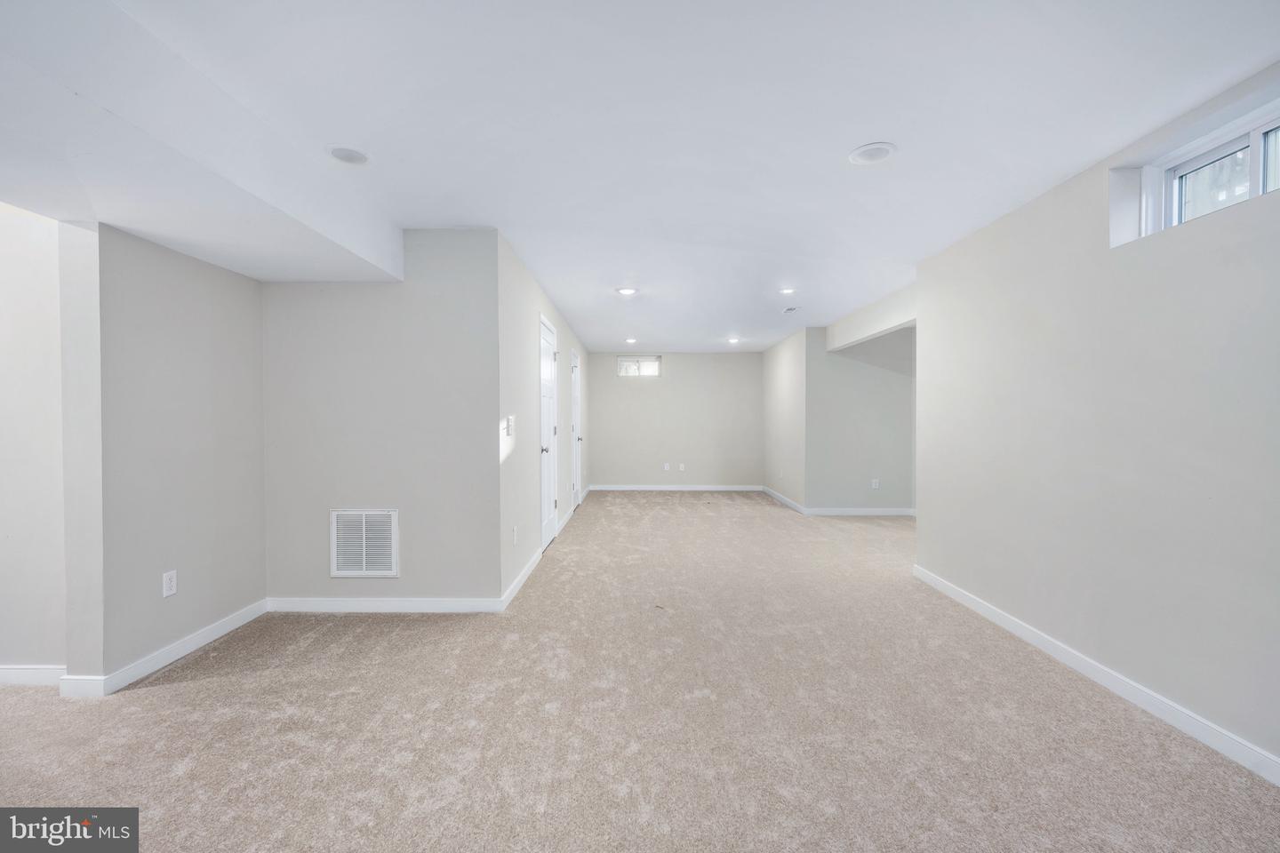 1002 LAKEVIEW PKWY, LOCUST GROVE, Virginia 22508, 5 Bedrooms Bedrooms, ,2 BathroomsBathrooms,Residential,For sale,1002 LAKEVIEW PKWY,VAOR2012746 MLS # VAOR2012746