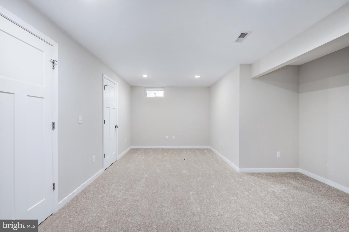 1002 LAKEVIEW PKWY, LOCUST GROVE, Virginia 22508, 5 Bedrooms Bedrooms, ,2 BathroomsBathrooms,Residential,For sale,1002 LAKEVIEW PKWY,VAOR2012746 MLS # VAOR2012746