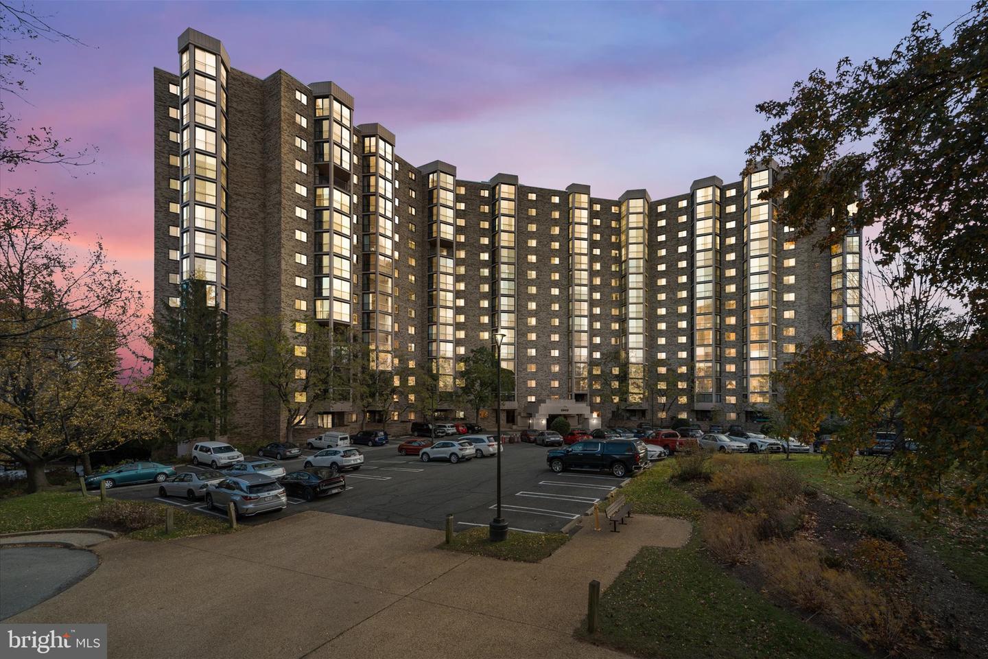 5902 MOUNT EAGLE DR #1410, ALEXANDRIA, Virginia 22303, 2 Bedrooms Bedrooms, ,2 BathroomsBathrooms,Residential,For sale,5902 MOUNT EAGLE DR #1410,VAFX2277938 MLS # VAFX2277938 5902 MOUNT EAGLE DR #1410, ALEXANDRIA, Virginia 22303, 2 Bedrooms Bedrooms, ,2 BathroomsBathrooms,Residential,For sale,5902 MOUNT EAGLE DR #1410,VAFX2277938 MLS # VAFX2277938