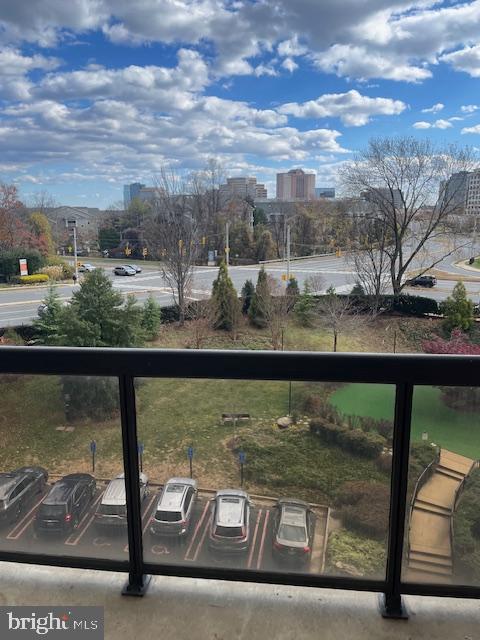 8340 GREENSBORO DR #402, MCLEAN, Virginia 22102, 1 Bedroom Bedrooms, ,1 BathroomBathrooms,Residential,For sale,8340 GREENSBORO DR #402,VAFX2279346 MLS # VAFX2279346 8340 GREENSBORO DR #402, MCLEAN, Virginia 22102, 1 Bedroom Bedrooms, ,1 BathroomBathrooms,Residential,For sale,8340 GREENSBORO DR #402,VAFX2279346 MLS # VAFX2279346