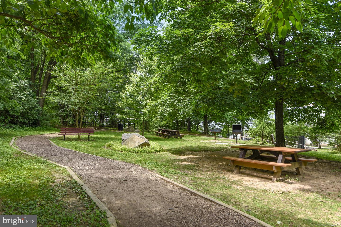 8340 GREENSBORO DR #402, MCLEAN, Virginia 22102, 1 Bedroom Bedrooms, ,1 BathroomBathrooms,Residential,For sale,8340 GREENSBORO DR #402,VAFX2279346 MLS # VAFX2279346 8340 GREENSBORO DR #402, MCLEAN, Virginia 22102, 1 Bedroom Bedrooms, ,1 BathroomBathrooms,Residential,For sale,8340 GREENSBORO DR #402,VAFX2279346 MLS # VAFX2279346