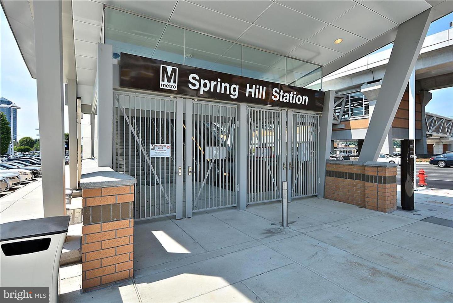 8340 GREENSBORO DR #402, MCLEAN, Virginia 22102, 1 Bedroom Bedrooms, ,1 BathroomBathrooms,Residential,For sale,8340 GREENSBORO DR #402,VAFX2279346 MLS # VAFX2279346 8340 GREENSBORO DR #402, MCLEAN, Virginia 22102, 1 Bedroom Bedrooms, ,1 BathroomBathrooms,Residential,For sale,8340 GREENSBORO DR #402,VAFX2279346 MLS # VAFX2279346