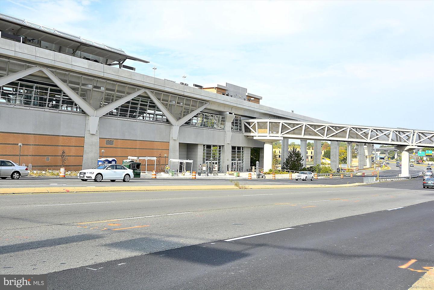 8340 GREENSBORO DR #402, MCLEAN, Virginia 22102, 1 Bedroom Bedrooms, ,1 BathroomBathrooms,Residential,For sale,8340 GREENSBORO DR #402,VAFX2279346 MLS # VAFX2279346 8340 GREENSBORO DR #402, MCLEAN, Virginia 22102, 1 Bedroom Bedrooms, ,1 BathroomBathrooms,Residential,For sale,8340 GREENSBORO DR #402,VAFX2279346 MLS # VAFX2279346