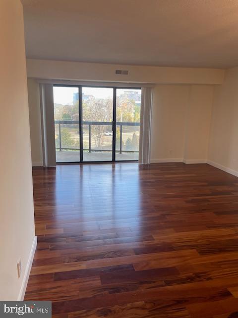 8340 GREENSBORO DR #402, MCLEAN, Virginia 22102, 1 Bedroom Bedrooms, ,1 BathroomBathrooms,Residential,For sale,8340 GREENSBORO DR #402,VAFX2279346 MLS # VAFX2279346 8340 GREENSBORO DR #402, MCLEAN, Virginia 22102, 1 Bedroom Bedrooms, ,1 BathroomBathrooms,Residential,For sale,8340 GREENSBORO DR #402,VAFX2279346 MLS # VAFX2279346