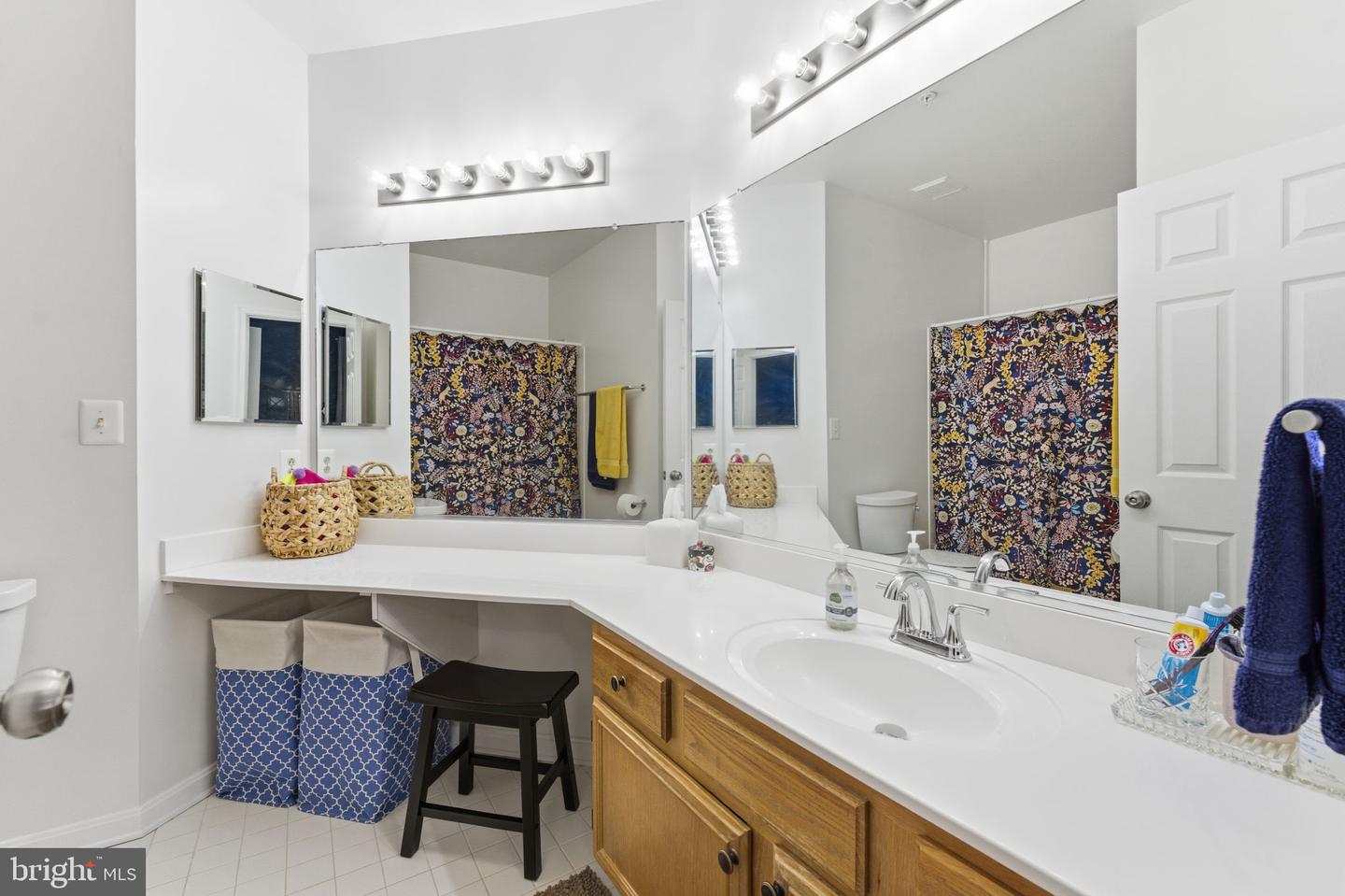 46620 DRYSDALE TER #203, STERLING, Virginia 20165, 2 Bedrooms Bedrooms, ,2 BathroomsBathrooms,Residential,For sale,46620 DRYSDALE TER #203,VALO2111640 MLS # VALO2111640 46620 DRYSDALE TER #203, STERLING, Virginia 20165, 2 Bedrooms Bedrooms, ,2 BathroomsBathrooms,Residential,For sale,46620 DRYSDALE TER #203,VALO2111640 MLS # VALO2111640