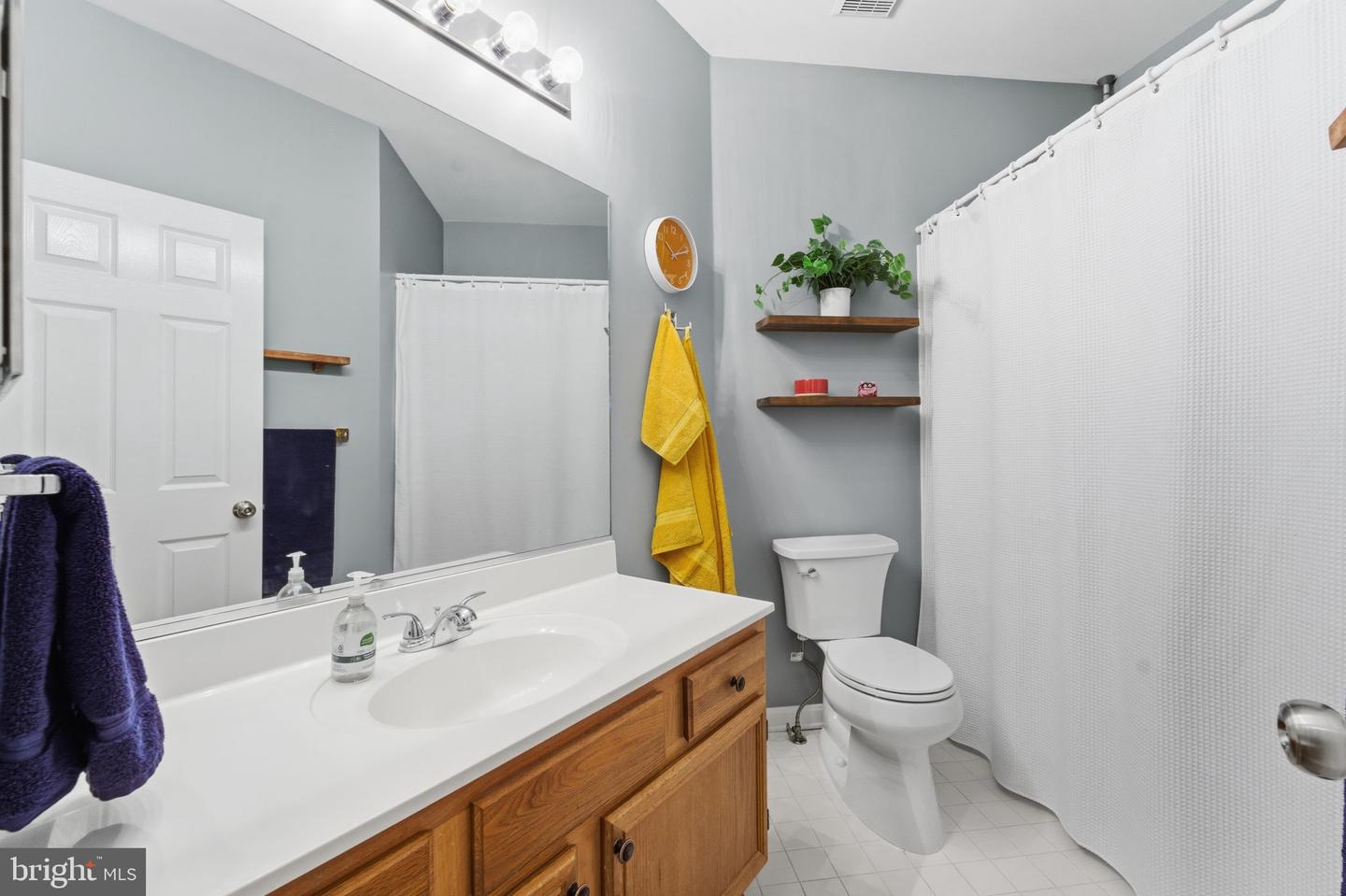 46620 DRYSDALE TER #203, STERLING, Virginia 20165, 2 Bedrooms Bedrooms, ,2 BathroomsBathrooms,Residential,For sale,46620 DRYSDALE TER #203,VALO2111640 MLS # VALO2111640 46620 DRYSDALE TER #203, STERLING, Virginia 20165, 2 Bedrooms Bedrooms, ,2 BathroomsBathrooms,Residential,For sale,46620 DRYSDALE TER #203,VALO2111640 MLS # VALO2111640