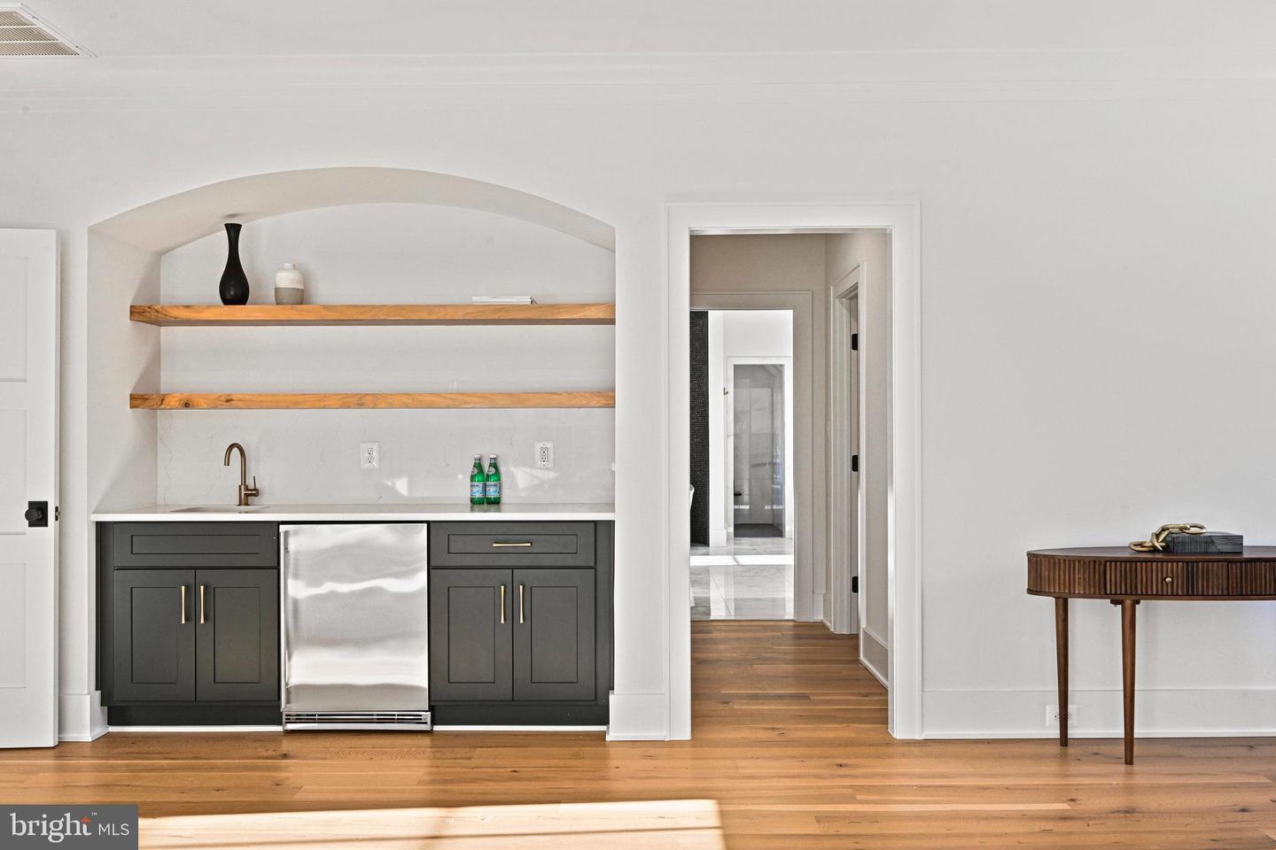 352 AYR HILL AVE NE, VIENNA, Virginia 22180, 6 Bedrooms Bedrooms, ,6 BathroomsBathrooms,Residential,For sale,352 AYR HILL AVE NE,VAFX2280496 MLS # VAFX2280496 352 AYR HILL AVE NE, VIENNA, Virginia 22180, 6 Bedrooms Bedrooms, ,6 BathroomsBathrooms,Residential,For sale,352 AYR HILL AVE NE,VAFX2280496 MLS # VAFX2280496