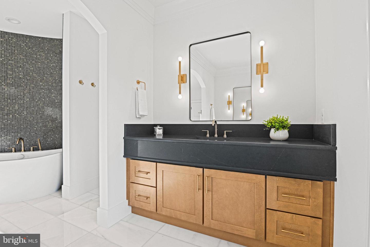 352 AYR HILL AVE NE, VIENNA, Virginia 22180, 6 Bedrooms Bedrooms, ,6 BathroomsBathrooms,Residential,For sale,352 AYR HILL AVE NE,VAFX2280496 MLS # VAFX2280496 352 AYR HILL AVE NE, VIENNA, Virginia 22180, 6 Bedrooms Bedrooms, ,6 BathroomsBathrooms,Residential,For sale,352 AYR HILL AVE NE,VAFX2280496 MLS # VAFX2280496