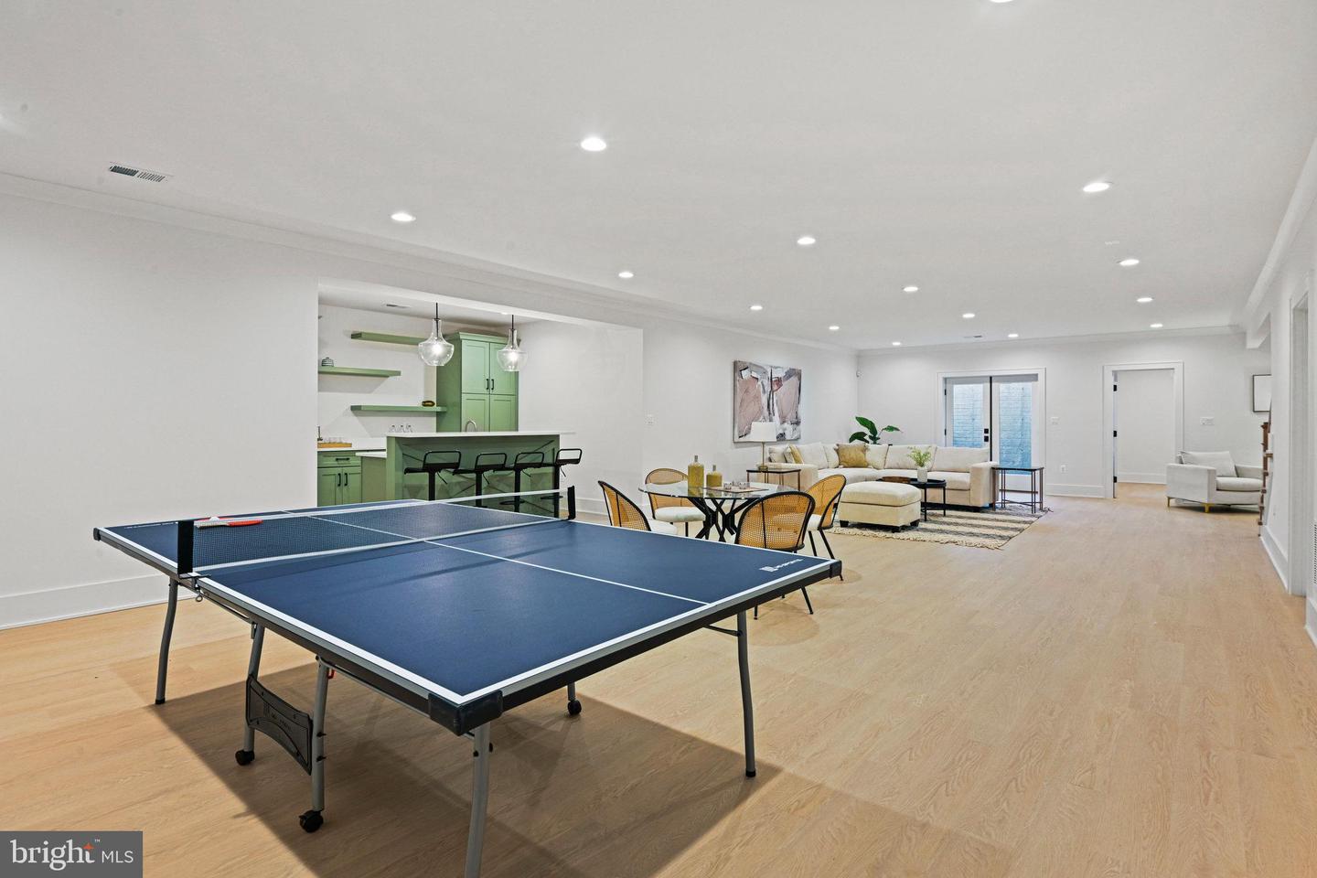 352 AYR HILL AVE NE, VIENNA, Virginia 22180, 6 Bedrooms Bedrooms, ,6 BathroomsBathrooms,Residential,For sale,352 AYR HILL AVE NE,VAFX2280496 MLS # VAFX2280496 352 AYR HILL AVE NE, VIENNA, Virginia 22180, 6 Bedrooms Bedrooms, ,6 BathroomsBathrooms,Residential,For sale,352 AYR HILL AVE NE,VAFX2280496 MLS # VAFX2280496