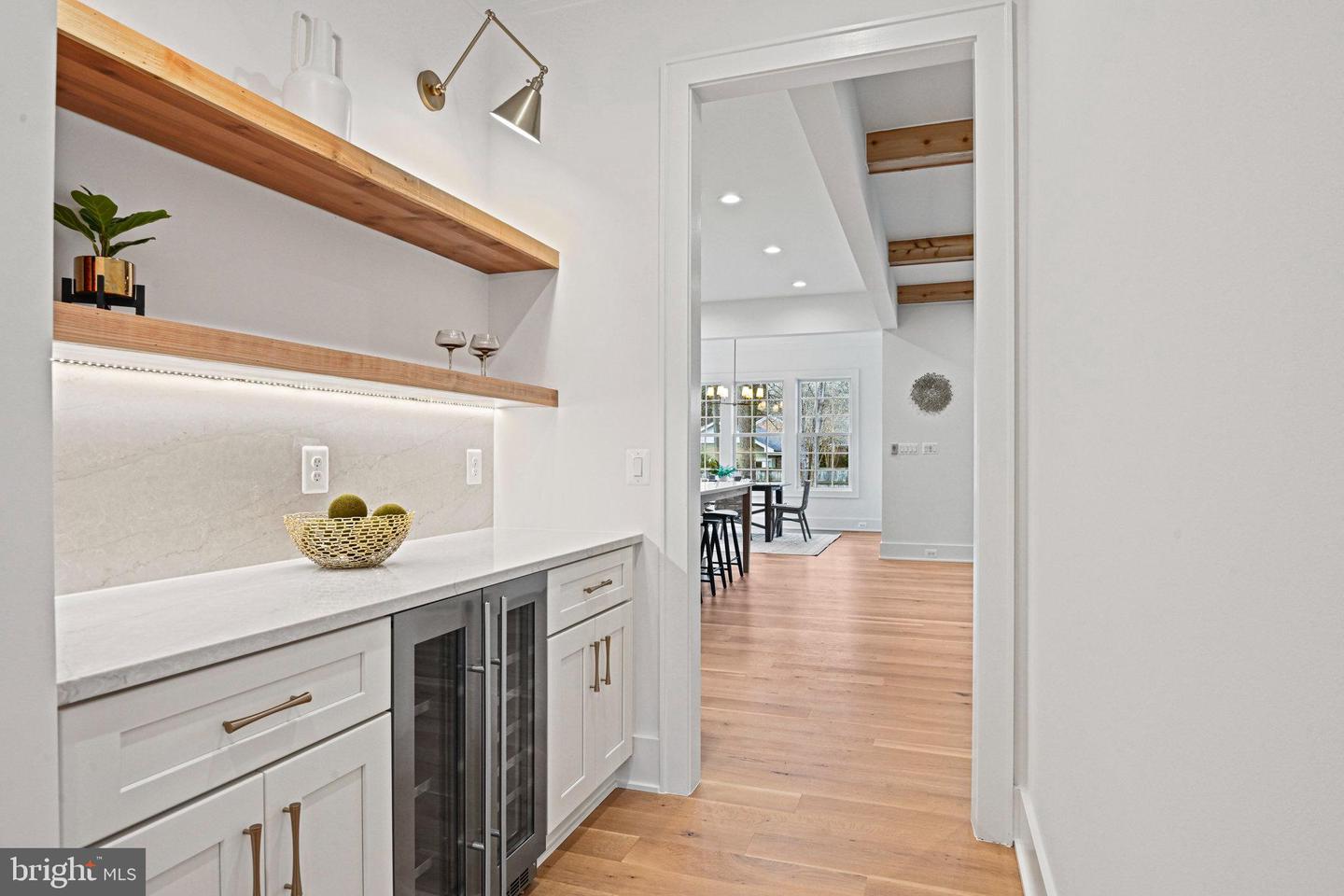 352 AYR HILL AVE NE, VIENNA, Virginia 22180, 6 Bedrooms Bedrooms, ,6 BathroomsBathrooms,Residential,For sale,352 AYR HILL AVE NE,VAFX2280496 MLS # VAFX2280496 352 AYR HILL AVE NE, VIENNA, Virginia 22180, 6 Bedrooms Bedrooms, ,6 BathroomsBathrooms,Residential,For sale,352 AYR HILL AVE NE,VAFX2280496 MLS # VAFX2280496