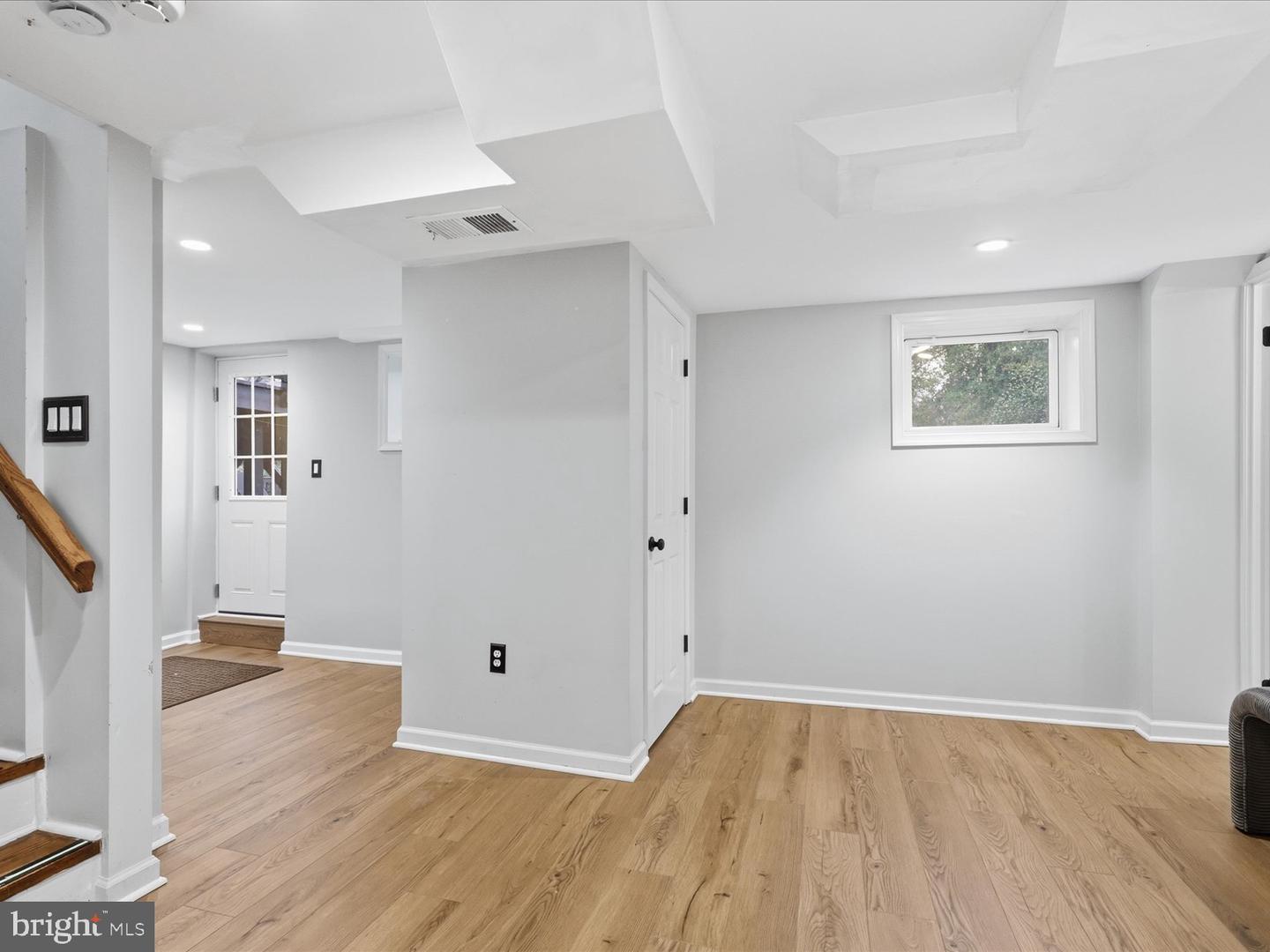 6437 SPRING TER, FALLS CHURCH, Virginia 22042, 3 Bedrooms Bedrooms, ,3 BathroomsBathrooms,Residential,For sale,6437 SPRING TER,VAFX2281004 MLS # VAFX2281004 6437 SPRING TER, FALLS CHURCH, Virginia 22042, 3 Bedrooms Bedrooms, ,3 BathroomsBathrooms,Residential,For sale,6437 SPRING TER,VAFX2281004 MLS # VAFX2281004