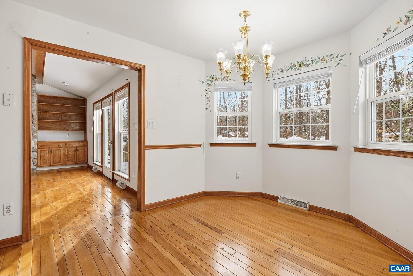 10 BRIARWOOD RD, PALMYRA, Virginia 22963, 4 Bedrooms Bedrooms, ,2 BathroomsBathrooms,Residential,For sale,10 BRIARWOOD RD,671626 MLS # 671626 10 BRIARWOOD RD, PALMYRA, Virginia 22963, 4 Bedrooms Bedrooms, ,2 BathroomsBathrooms,Residential,For sale,10 BRIARWOOD RD,671626 MLS # 671626