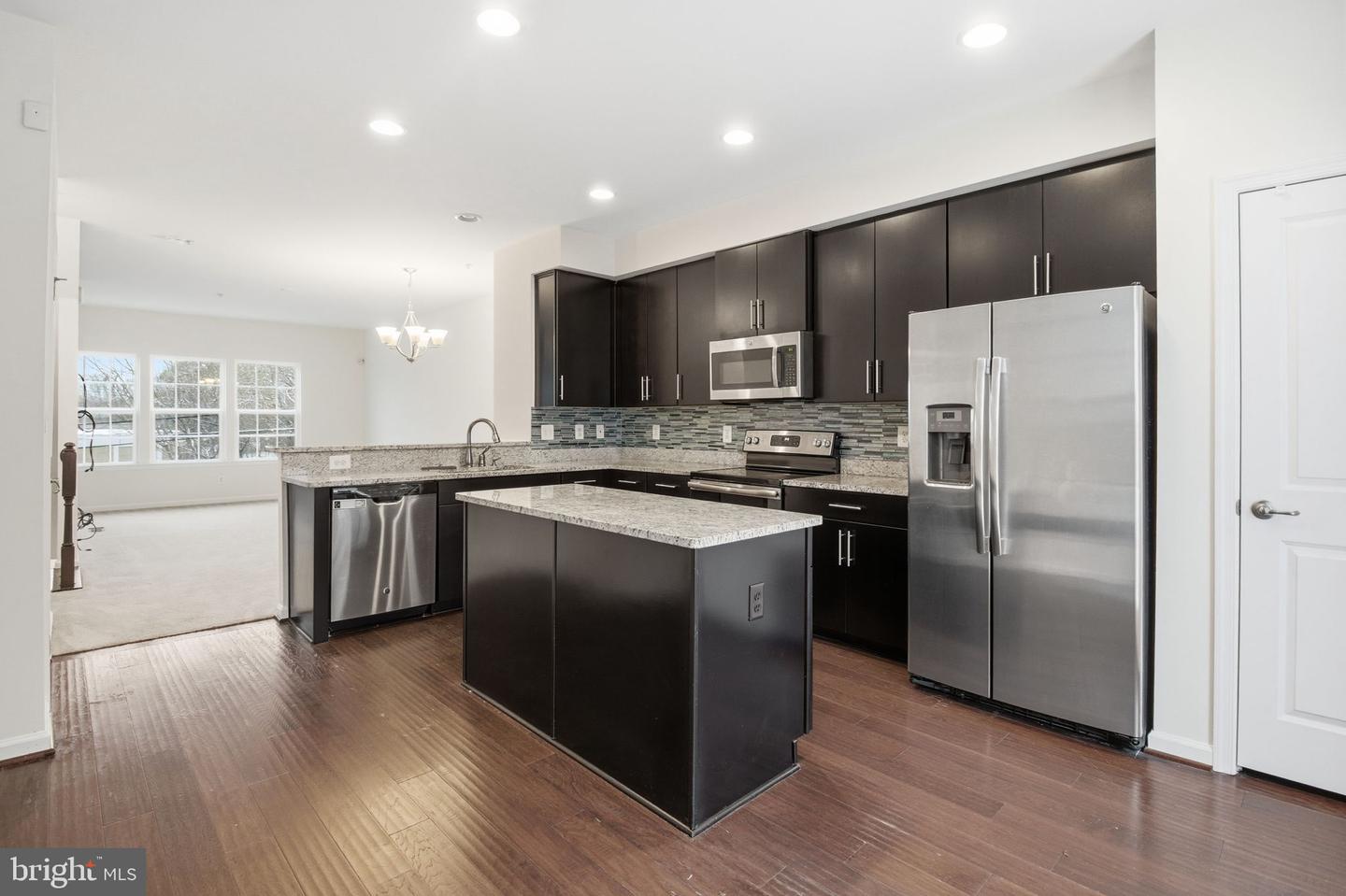 3400 10TH PL SE, WASHINGTON, District Of Columbia 20032, 2 Bedrooms Bedrooms, ,2 BathroomsBathrooms,Residential,For sale,3400 10TH PL SE,DCDC2234260 MLS # DCDC2234260 3400 10TH PL SE, WASHINGTON, District Of Columbia 20032, 2 Bedrooms Bedrooms, ,2 BathroomsBathrooms,Residential,For sale,3400 10TH PL SE,DCDC2234260 MLS # DCDC2234260