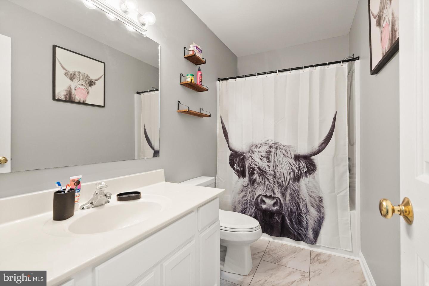 10757 SHENANDOAH PATH, CATLETT, Virginia 20119, 5 Bedrooms Bedrooms, ,3 BathroomsBathrooms,Residential,For sale,10757 SHENANDOAH PATH,VAFQ2019872 MLS # VAFQ2019872 10757 SHENANDOAH PATH, CATLETT, Virginia 20119, 5 Bedrooms Bedrooms, ,3 BathroomsBathrooms,Residential,For sale,10757 SHENANDOAH PATH,VAFQ2019872 MLS # VAFQ2019872