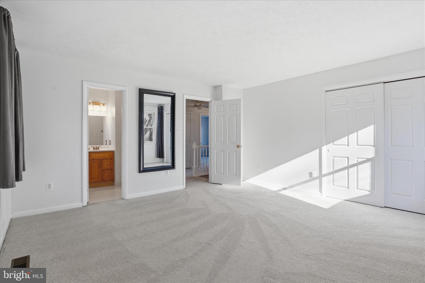 4170 PADGETT DR, HAYMARKET, Virginia 20169, 4 Bedrooms Bedrooms, ,2 BathroomsBathrooms,Residential,For sale,4170 PADGETT DR,VAPW2108830 MLS # VAPW2108830 4170 PADGETT DR, HAYMARKET, Virginia 20169, 4 Bedrooms Bedrooms, ,2 BathroomsBathrooms,Residential,For sale,4170 PADGETT DR,VAPW2108830 MLS # VAPW2108830