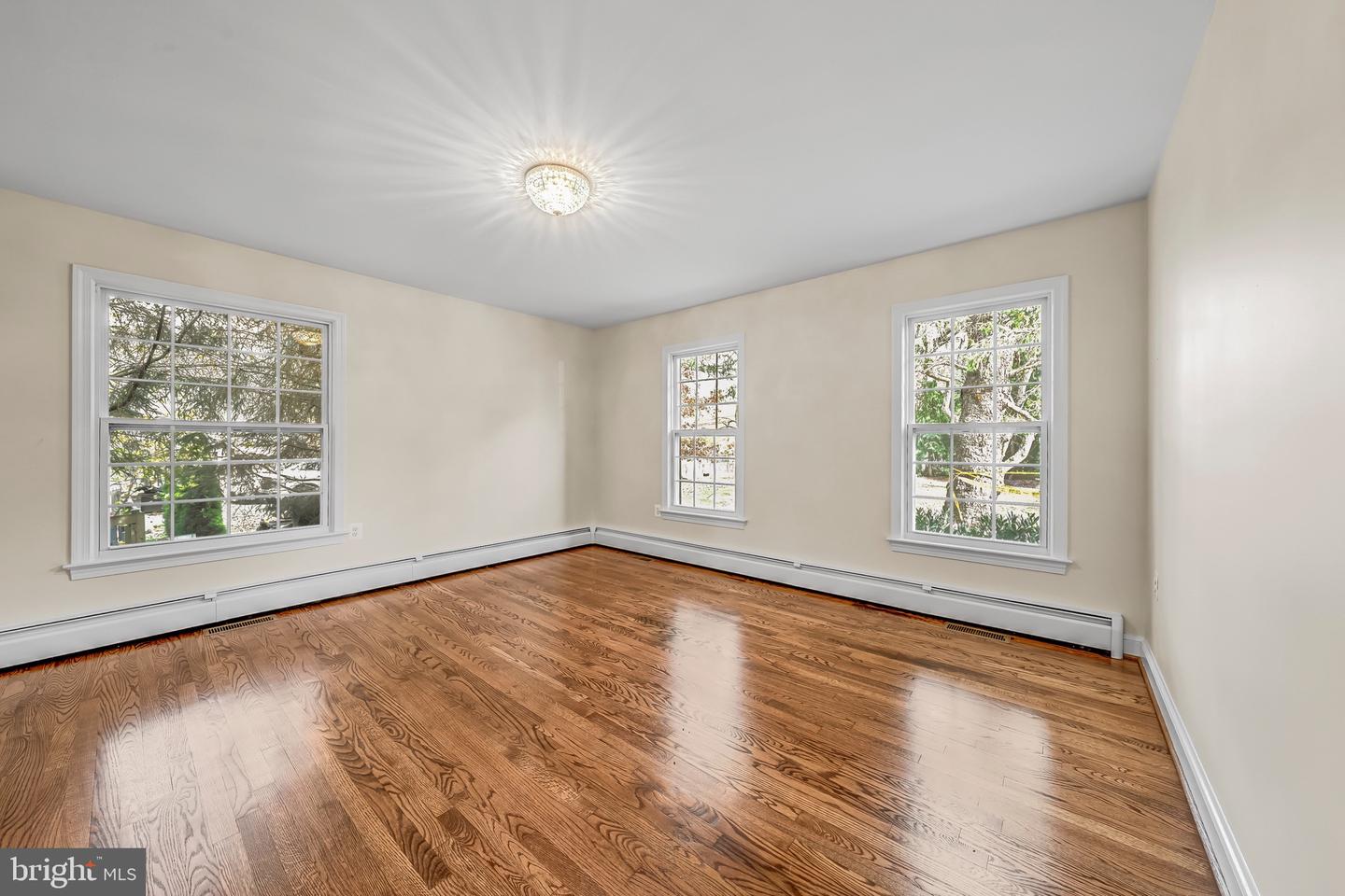 17747 SILCOTT SPRINGS RD, PURCELLVILLE, Virginia 20132, 7 Bedrooms Bedrooms, ,4 BathroomsBathrooms,Residential,For sale,17747 SILCOTT SPRINGS RD,VALO2112144 MLS # VALO2112144 17747 SILCOTT SPRINGS RD, PURCELLVILLE, Virginia 20132, 7 Bedrooms Bedrooms, ,4 BathroomsBathrooms,Residential,For sale,17747 SILCOTT SPRINGS RD,VALO2112144 MLS # VALO2112144