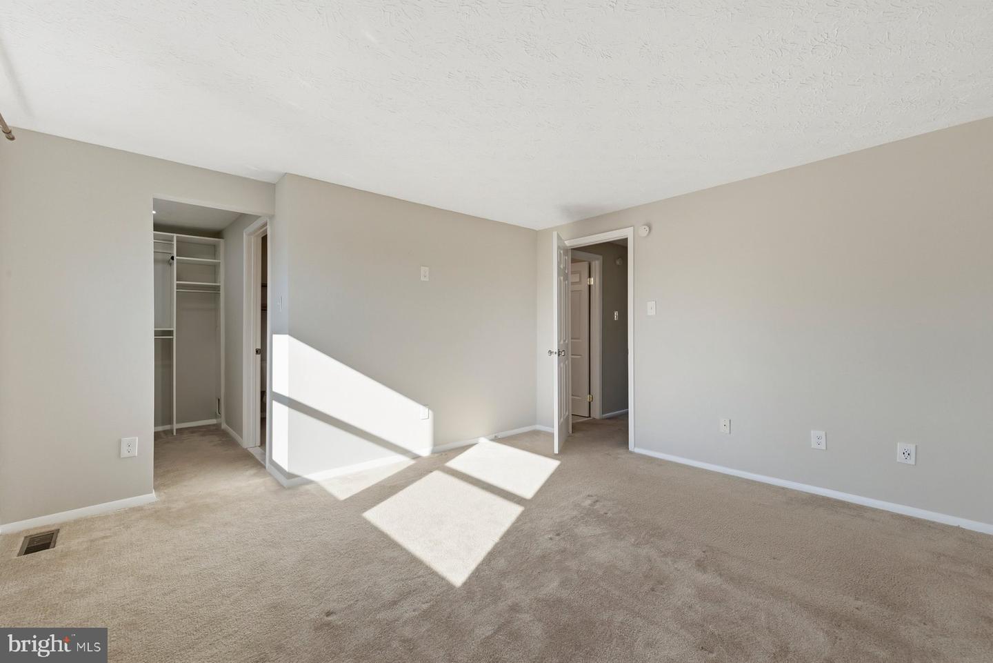 7310 GLENDOWER CT, SPRINGFIELD, Virginia 22153, 3 Bedrooms Bedrooms, ,2 BathroomsBathrooms,Residential,For sale,7310 GLENDOWER CT,VAFX2282078 MLS # VAFX2282078 7310 GLENDOWER CT, SPRINGFIELD, Virginia 22153, 3 Bedrooms Bedrooms, ,2 BathroomsBathrooms,Residential,For sale,7310 GLENDOWER CT,VAFX2282078 MLS # VAFX2282078