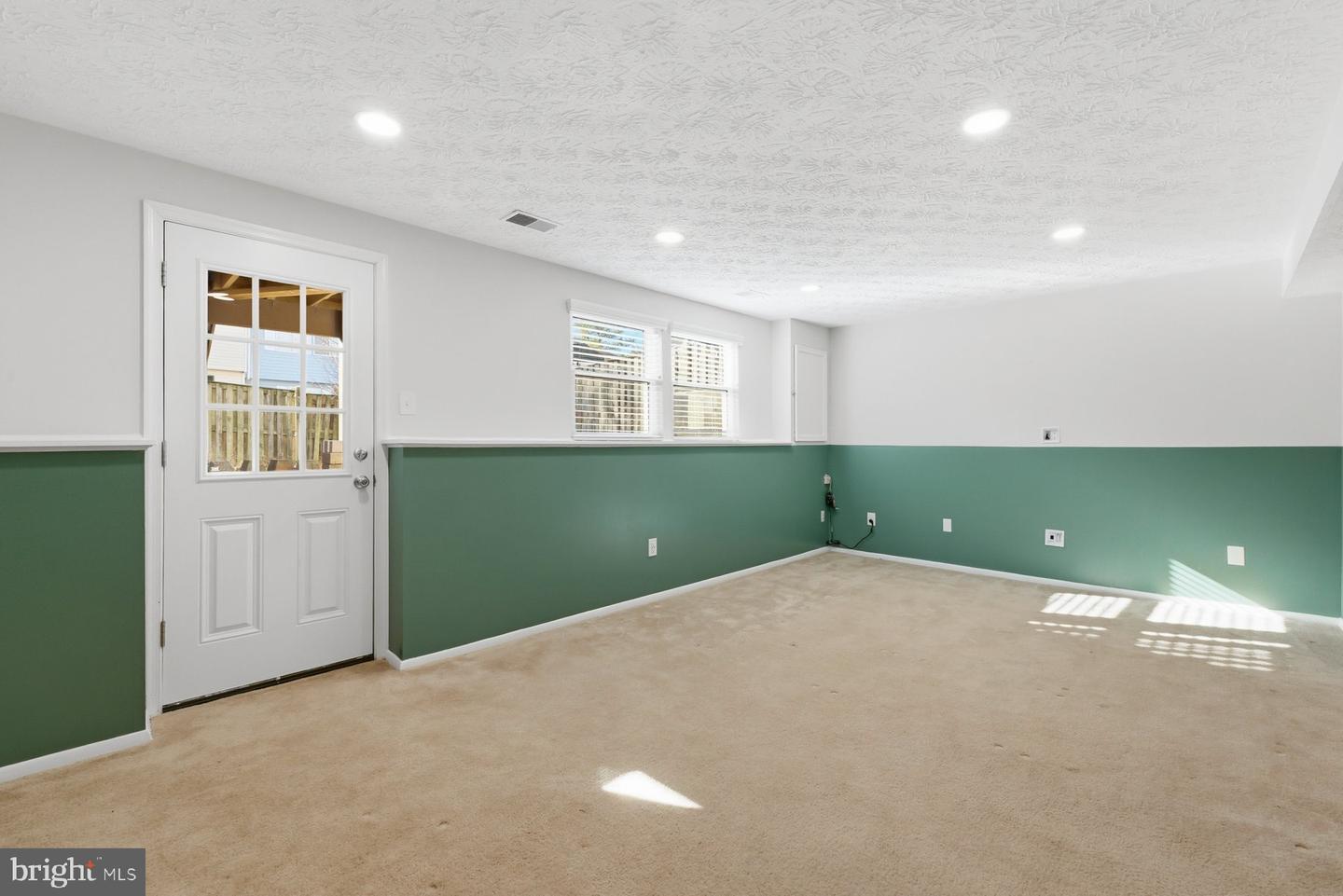 7310 GLENDOWER CT, SPRINGFIELD, Virginia 22153, 3 Bedrooms Bedrooms, ,2 BathroomsBathrooms,Residential,For sale,7310 GLENDOWER CT,VAFX2282078 MLS # VAFX2282078 7310 GLENDOWER CT, SPRINGFIELD, Virginia 22153, 3 Bedrooms Bedrooms, ,2 BathroomsBathrooms,Residential,For sale,7310 GLENDOWER CT,VAFX2282078 MLS # VAFX2282078