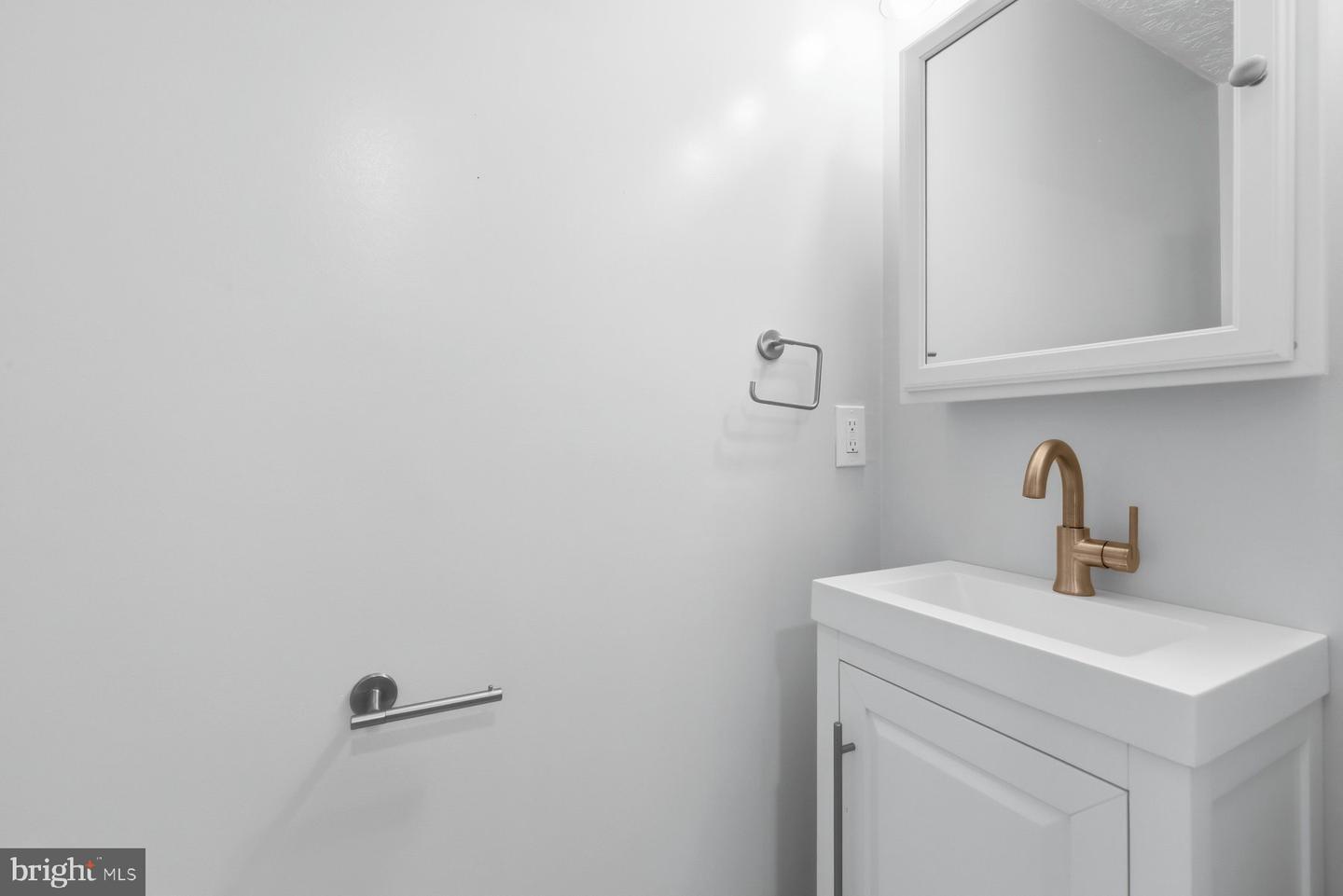 7310 GLENDOWER CT, SPRINGFIELD, Virginia 22153, 3 Bedrooms Bedrooms, ,2 BathroomsBathrooms,Residential,For sale,7310 GLENDOWER CT,VAFX2282078 MLS # VAFX2282078 7310 GLENDOWER CT, SPRINGFIELD, Virginia 22153, 3 Bedrooms Bedrooms, ,2 BathroomsBathrooms,Residential,For sale,7310 GLENDOWER CT,VAFX2282078 MLS # VAFX2282078