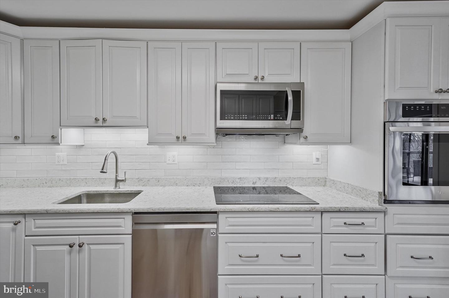 309 YOAKUM PKWY #807, ALEXANDRIA, Virginia 22304, 3 Bedrooms Bedrooms, ,2 BathroomsBathrooms,Residential,For sale,309 YOAKUM PKWY #807,VAAX2052336 MLS # VAAX2052336 309 YOAKUM PKWY #807, ALEXANDRIA, Virginia 22304, 3 Bedrooms Bedrooms, ,2 BathroomsBathrooms,Residential,For sale,309 YOAKUM PKWY #807,VAAX2052336 MLS # VAAX2052336