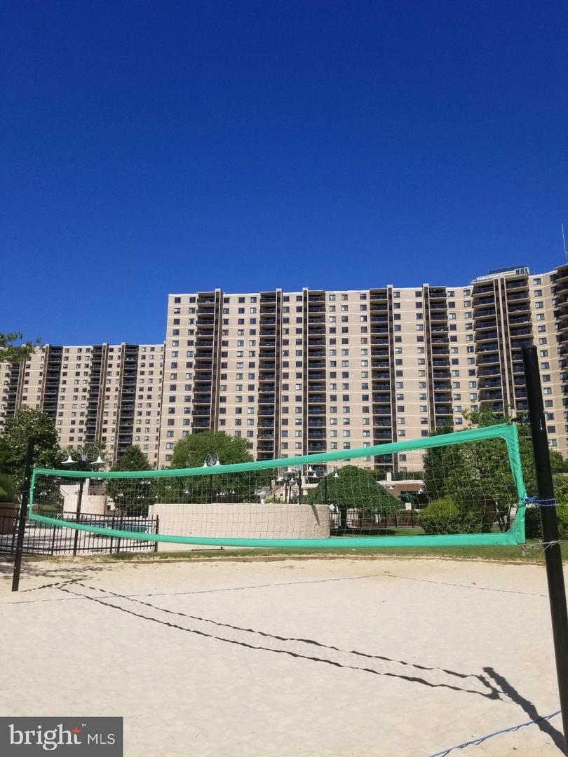 309 YOAKUM PKWY #807, ALEXANDRIA, Virginia 22304, 3 Bedrooms Bedrooms, ,2 BathroomsBathrooms,Residential,For sale,309 YOAKUM PKWY #807,VAAX2052336 MLS # VAAX2052336 309 YOAKUM PKWY #807, ALEXANDRIA, Virginia 22304, 3 Bedrooms Bedrooms, ,2 BathroomsBathrooms,Residential,For sale,309 YOAKUM PKWY #807,VAAX2052336 MLS # VAAX2052336