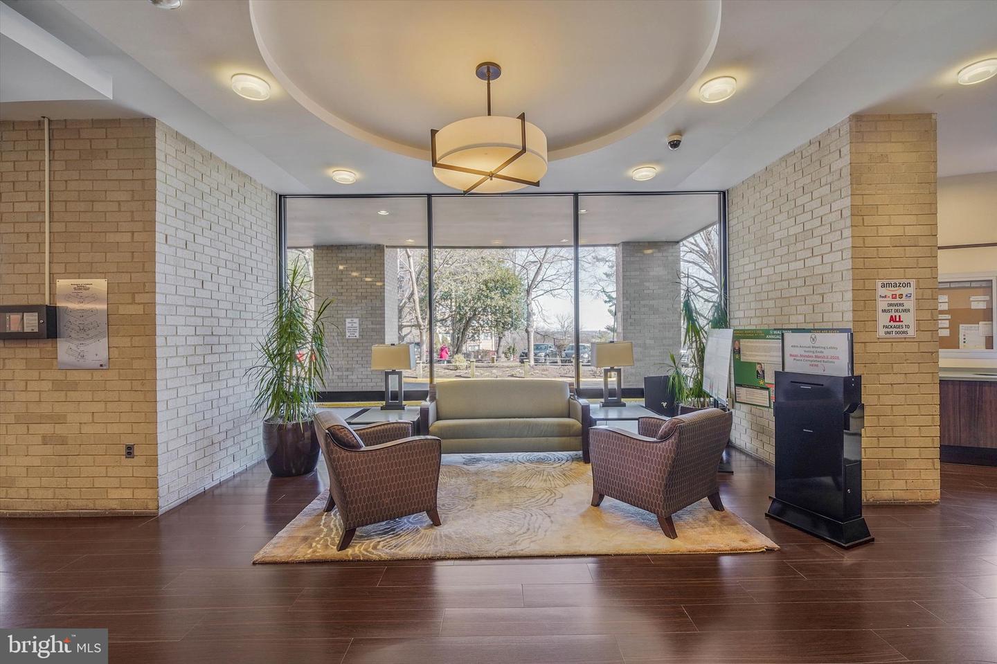 309 YOAKUM PKWY #807, ALEXANDRIA, Virginia 22304, 3 Bedrooms Bedrooms, ,2 BathroomsBathrooms,Residential,For sale,309 YOAKUM PKWY #807,VAAX2052336 MLS # VAAX2052336