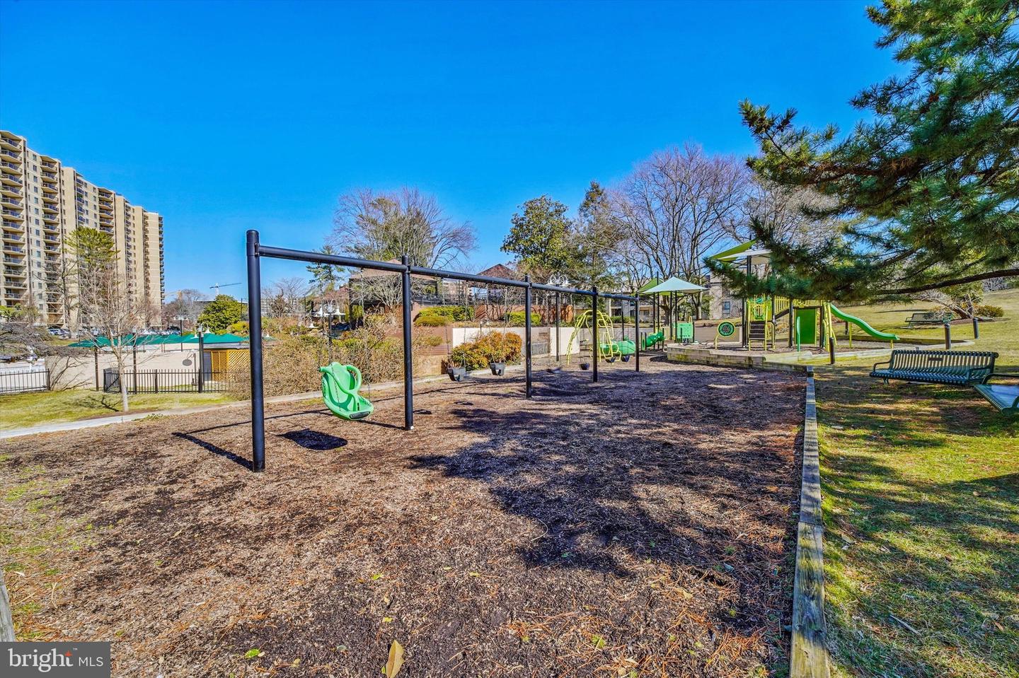 309 YOAKUM PKWY #807, ALEXANDRIA, Virginia 22304, 3 Bedrooms Bedrooms, ,2 BathroomsBathrooms,Residential,For sale,309 YOAKUM PKWY #807,VAAX2052336 MLS # VAAX2052336