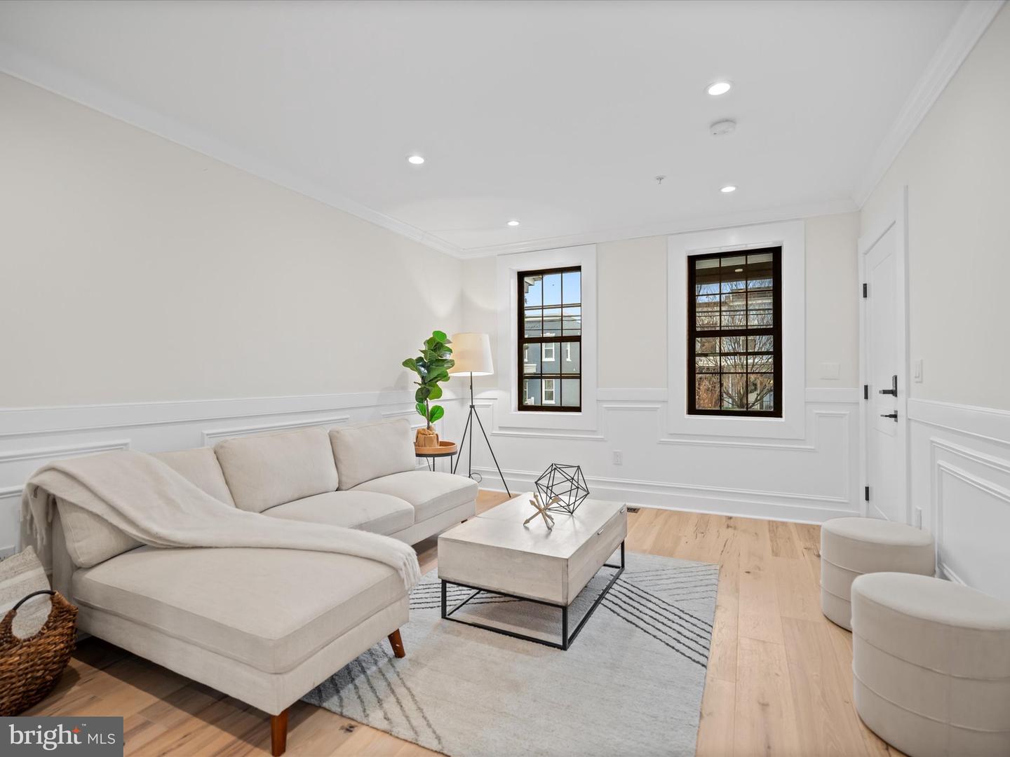 509 RANDOLPH ST NW #1, WASHINGTON, District Of Columbia 20011, 2 Bedrooms Bedrooms, 5 Rooms Rooms,2 BathroomsBathrooms,Residential,For sale,509 RANDOLPH ST NW #1,DCDC2234642 MLS # DCDC2234642