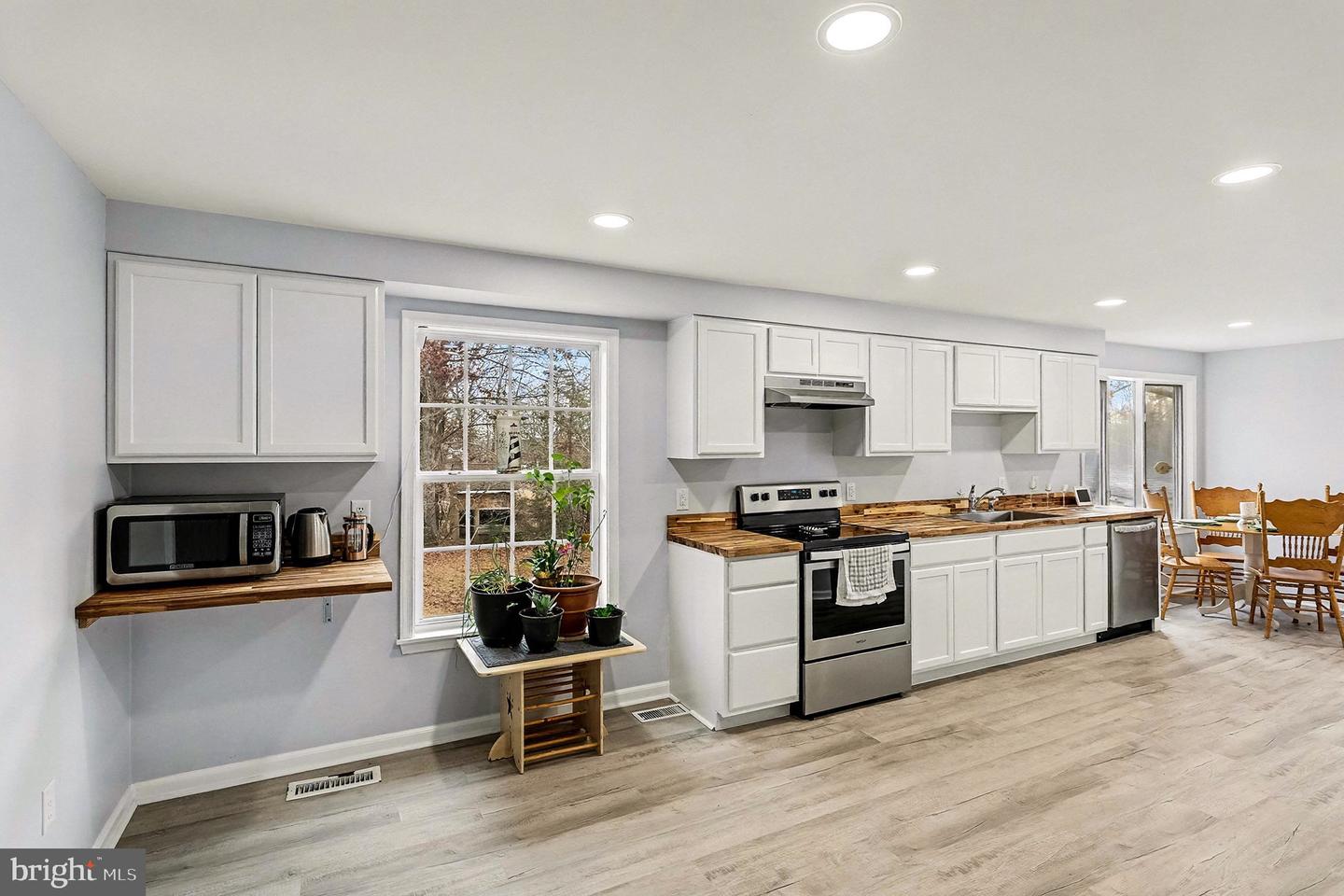 15214 SPOTSWOOD FURNACE RD, FREDERICKSBURG, Virginia 22407, 5 Bedrooms Bedrooms, ,2 BathroomsBathrooms,Residential,For sale,15214 SPOTSWOOD FURNACE RD,VASP2038070 MLS # VASP2038070