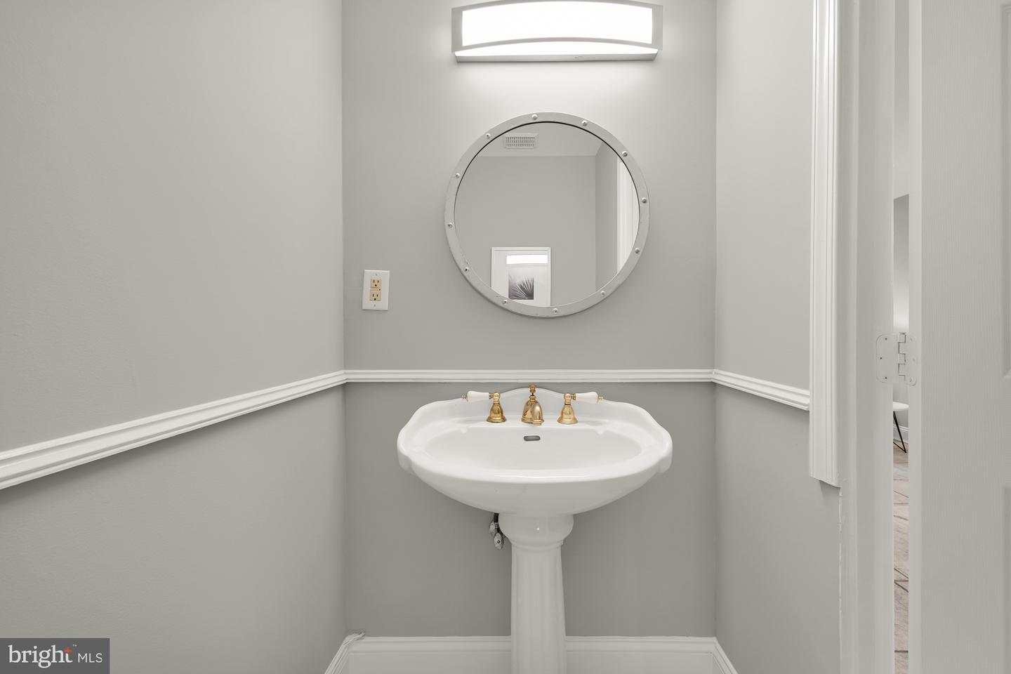 1819 1ST ST NW #A, WASHINGTON, District Of Columbia 20001, 2 Bedrooms Bedrooms, ,2 BathroomsBathrooms,Residential,For sale,1819 1ST ST NW #A,DCDC2234682 MLS # DCDC2234682 1819 1ST ST NW #A, WASHINGTON, District Of Columbia 20001, 2 Bedrooms Bedrooms, ,2 BathroomsBathrooms,Residential,For sale,1819 1ST ST NW #A,DCDC2234682 MLS # DCDC2234682