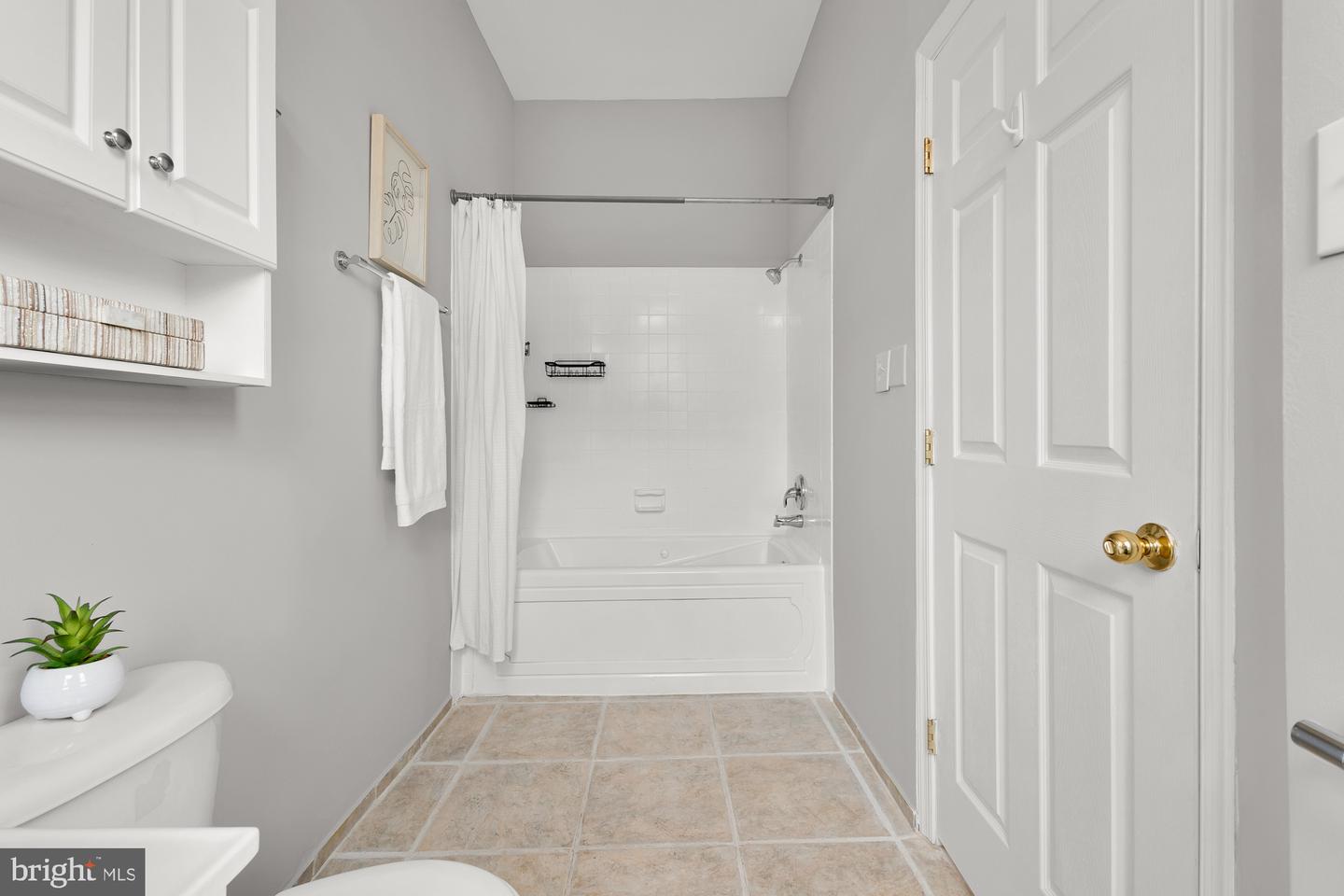 1819 1ST ST NW #A, WASHINGTON, District Of Columbia 20001, 2 Bedrooms Bedrooms, ,2 BathroomsBathrooms,Residential,For sale,1819 1ST ST NW #A,DCDC2234682 MLS # DCDC2234682 1819 1ST ST NW #A, WASHINGTON, District Of Columbia 20001, 2 Bedrooms Bedrooms, ,2 BathroomsBathrooms,Residential,For sale,1819 1ST ST NW #A,DCDC2234682 MLS # DCDC2234682