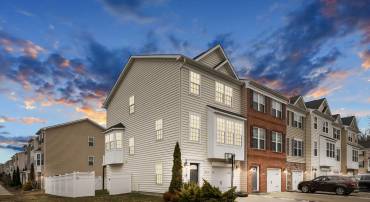 601 BIRDS NEST WAY, FREDERICKSBURG, Virginia 22405, 3 Bedrooms Bedrooms, 12 Rooms Rooms,2 BathroomsBathrooms,Residential,For sale,601 BIRDS NEST WAY,VAST2044676 MLS # VAST2044676