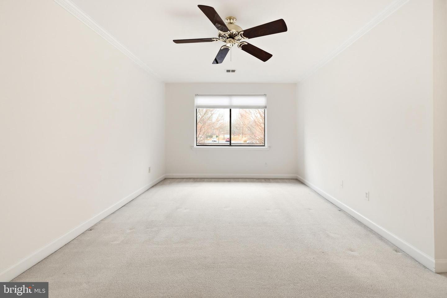 10300 BUSHMAN DR #201, OAKTON, Virginia 22124, 3 Bedrooms Bedrooms, ,2 BathroomsBathrooms,Residential,For sale,10300 BUSHMAN DR #201,VAFX2282216 MLS # VAFX2282216 10300 BUSHMAN DR #201, OAKTON, Virginia 22124, 3 Bedrooms Bedrooms, ,2 BathroomsBathrooms,Residential,For sale,10300 BUSHMAN DR #201,VAFX2282216 MLS # VAFX2282216