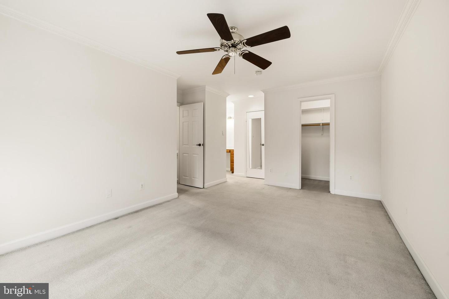 10300 BUSHMAN DR #201, OAKTON, Virginia 22124, 3 Bedrooms Bedrooms, ,2 BathroomsBathrooms,Residential,For sale,10300 BUSHMAN DR #201,VAFX2282216 MLS # VAFX2282216 10300 BUSHMAN DR #201, OAKTON, Virginia 22124, 3 Bedrooms Bedrooms, ,2 BathroomsBathrooms,Residential,For sale,10300 BUSHMAN DR #201,VAFX2282216 MLS # VAFX2282216