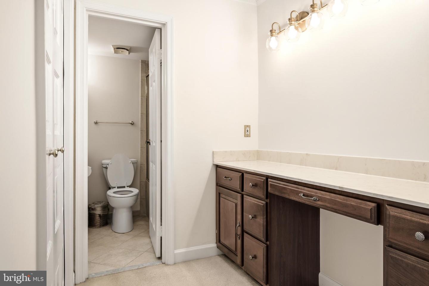 10300 BUSHMAN DR #201, OAKTON, Virginia 22124, 3 Bedrooms Bedrooms, ,2 BathroomsBathrooms,Residential,For sale,10300 BUSHMAN DR #201,VAFX2282216 MLS # VAFX2282216 10300 BUSHMAN DR #201, OAKTON, Virginia 22124, 3 Bedrooms Bedrooms, ,2 BathroomsBathrooms,Residential,For sale,10300 BUSHMAN DR #201,VAFX2282216 MLS # VAFX2282216