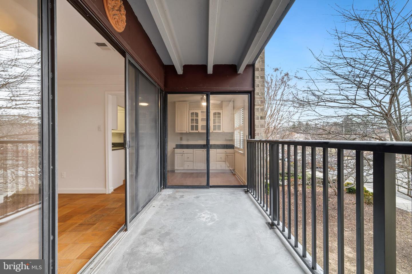 10300 BUSHMAN DR #201, OAKTON, Virginia 22124, 3 Bedrooms Bedrooms, ,2 BathroomsBathrooms,Residential,For sale,10300 BUSHMAN DR #201,VAFX2282216 MLS # VAFX2282216 10300 BUSHMAN DR #201, OAKTON, Virginia 22124, 3 Bedrooms Bedrooms, ,2 BathroomsBathrooms,Residential,For sale,10300 BUSHMAN DR #201,VAFX2282216 MLS # VAFX2282216