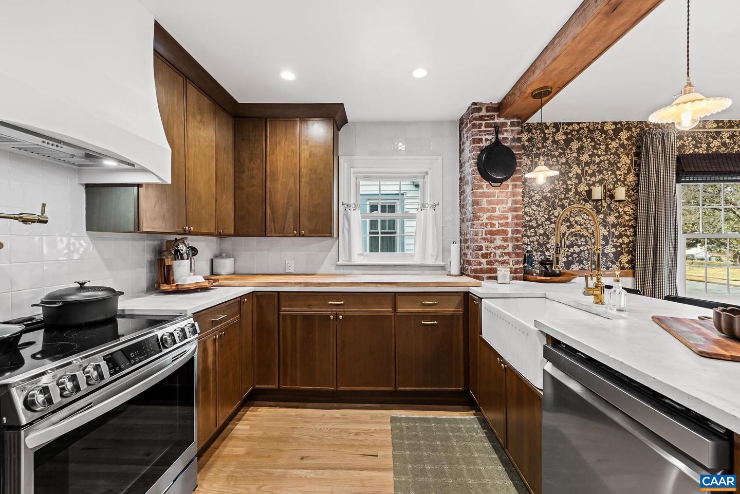 134 BELLEVIEW AVE, ORANGE, Virginia 22960, 3 Bedrooms Bedrooms, ,2 BathroomsBathrooms,Residential,For sale,134 BELLEVIEW AVE,671761 MLS # 671761 134 BELLEVIEW AVE, ORANGE, Virginia 22960, 3 Bedrooms Bedrooms, ,2 BathroomsBathrooms,Residential,For sale,134 BELLEVIEW AVE,671761 MLS # 671761