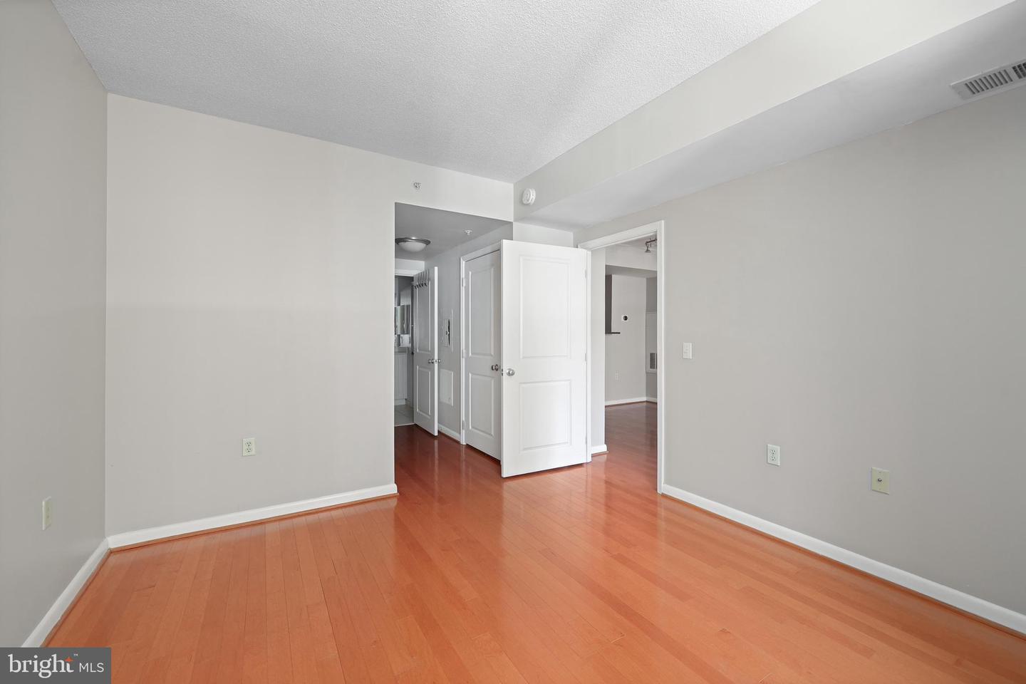 851 N GLEBE RD #707, ARLINGTON, Virginia 22203, 1 Bedroom Bedrooms, ,1 BathroomBathrooms,Residential,For sale,851 N GLEBE RD #707,VAAR2066826 MLS # VAAR2066826 851 N GLEBE RD #707, ARLINGTON, Virginia 22203, 1 Bedroom Bedrooms, ,1 BathroomBathrooms,Residential,For sale,851 N GLEBE RD #707,VAAR2066826 MLS # VAAR2066826