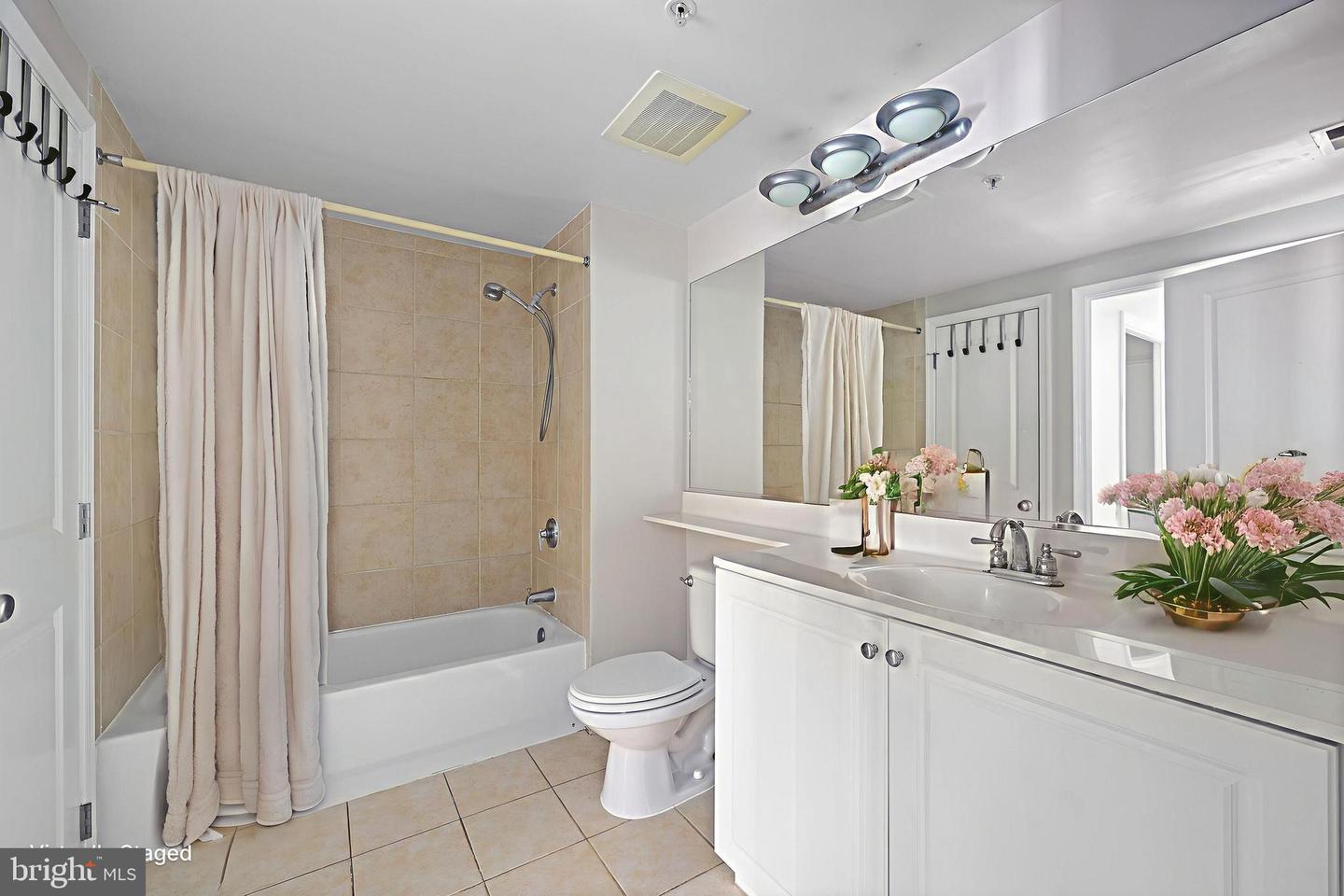 851 N GLEBE RD #707, ARLINGTON, Virginia 22203, 1 Bedroom Bedrooms, ,1 BathroomBathrooms,Residential,For sale,851 N GLEBE RD #707,VAAR2066826 MLS # VAAR2066826 851 N GLEBE RD #707, ARLINGTON, Virginia 22203, 1 Bedroom Bedrooms, ,1 BathroomBathrooms,Residential,For sale,851 N GLEBE RD #707,VAAR2066826 MLS # VAAR2066826